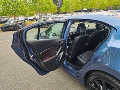 2018 Mazda Mazda3 4-Door Grand Touring