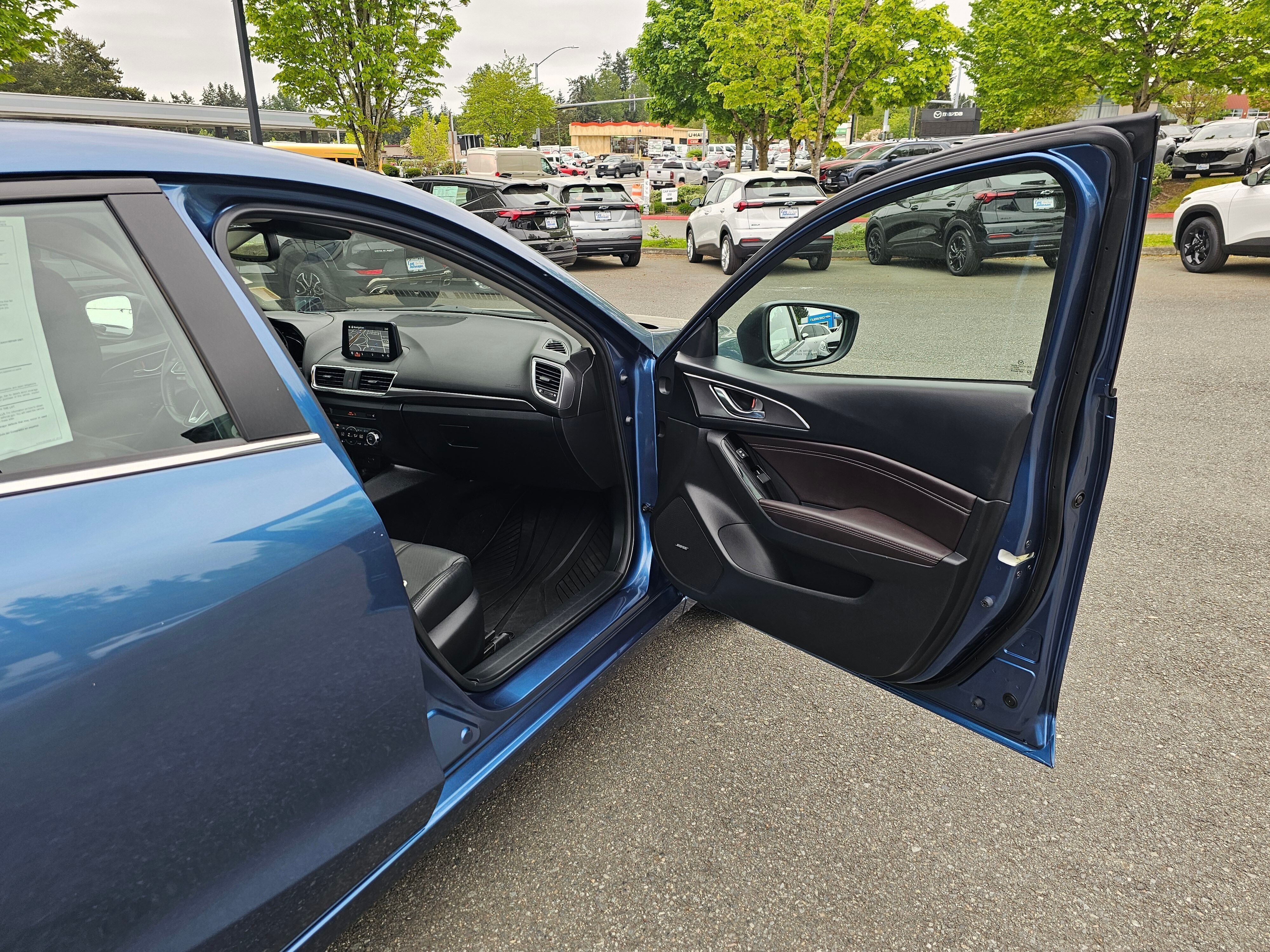 2018 Mazda Mazda3 4-Door Grand Touring