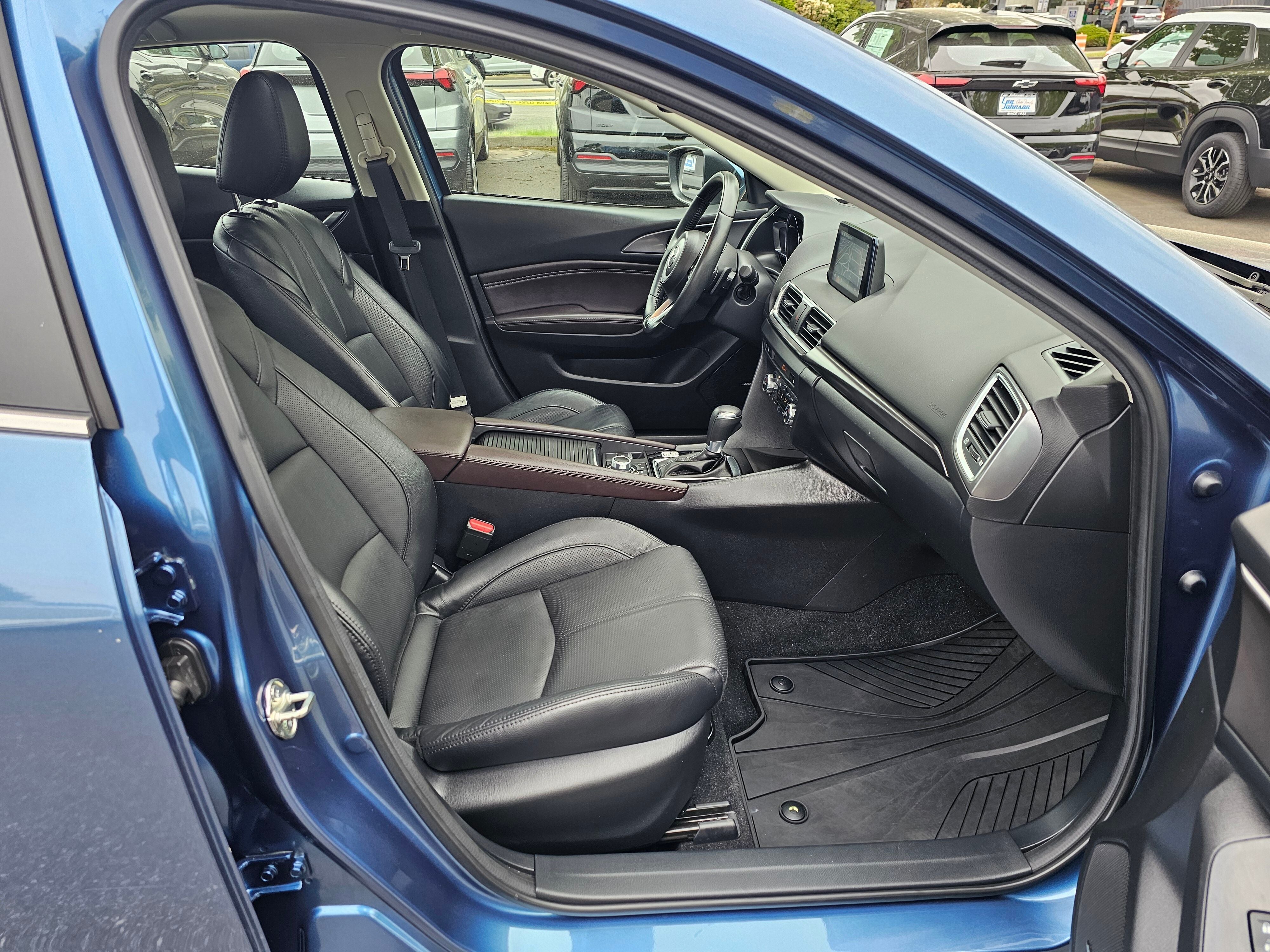 2018 Mazda Mazda3 4-Door Grand Touring
