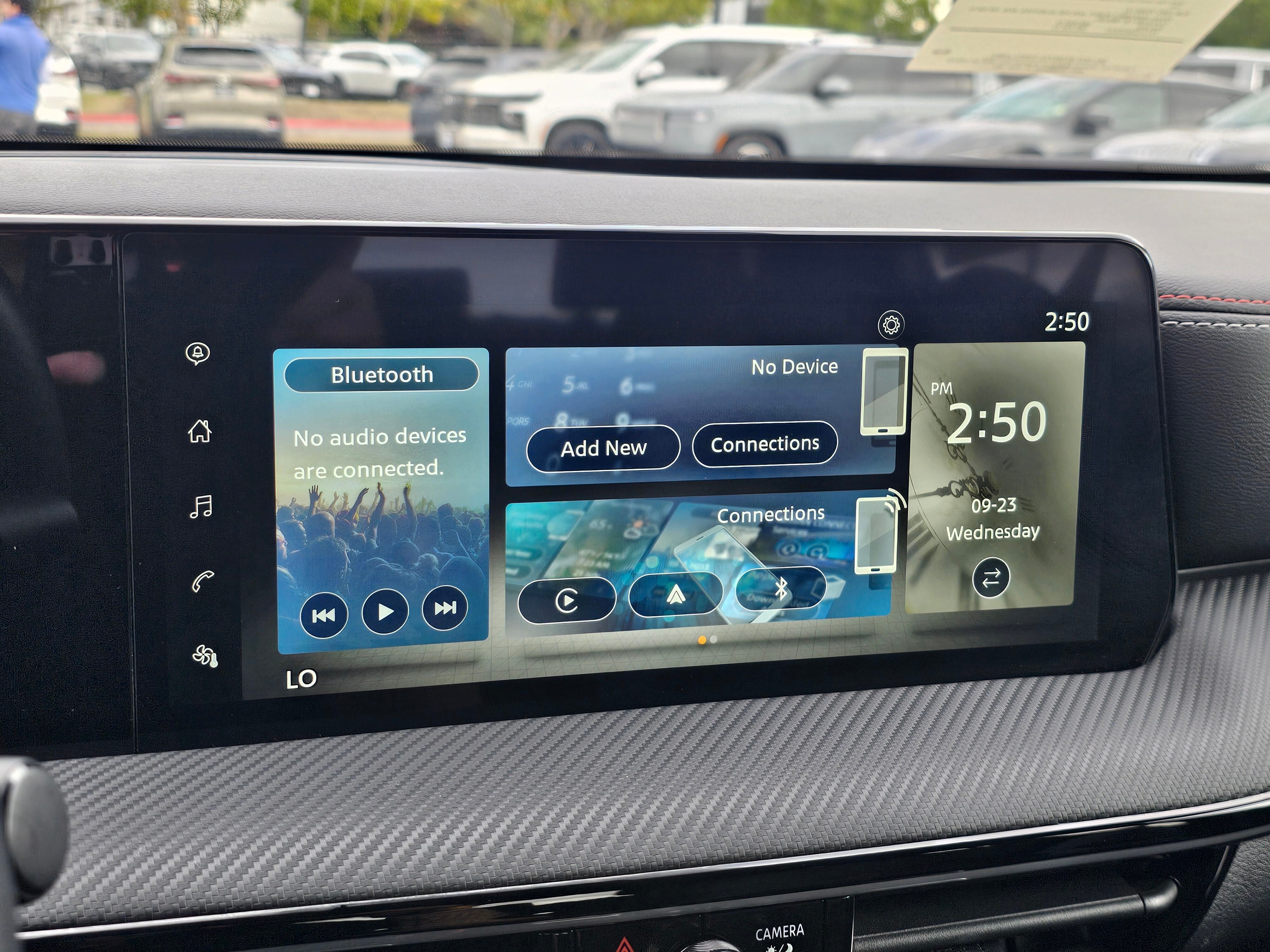 2025 Nissan Kicks SR Intelligent AWD