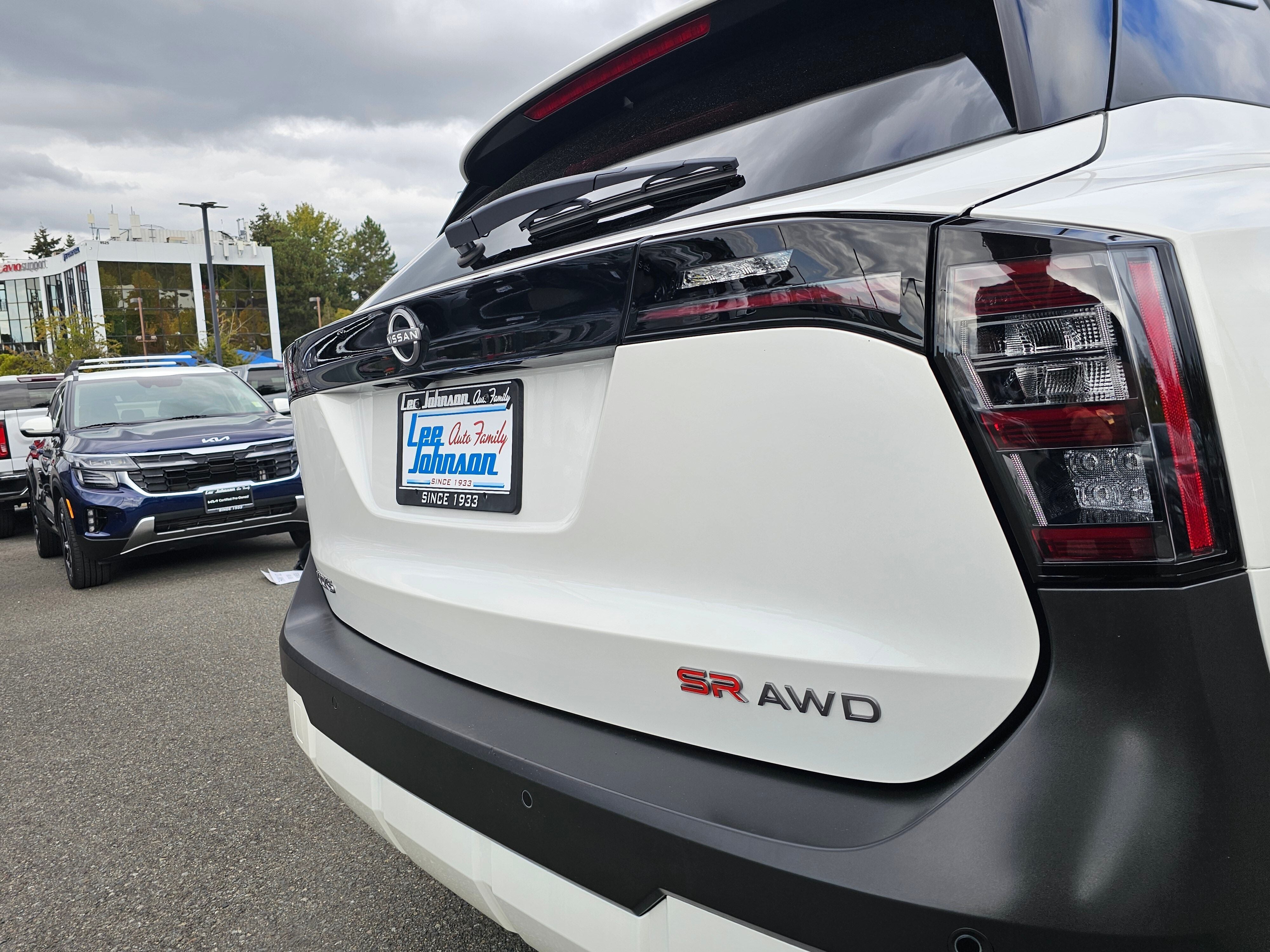2025 Nissan Kicks SR Intelligent AWD