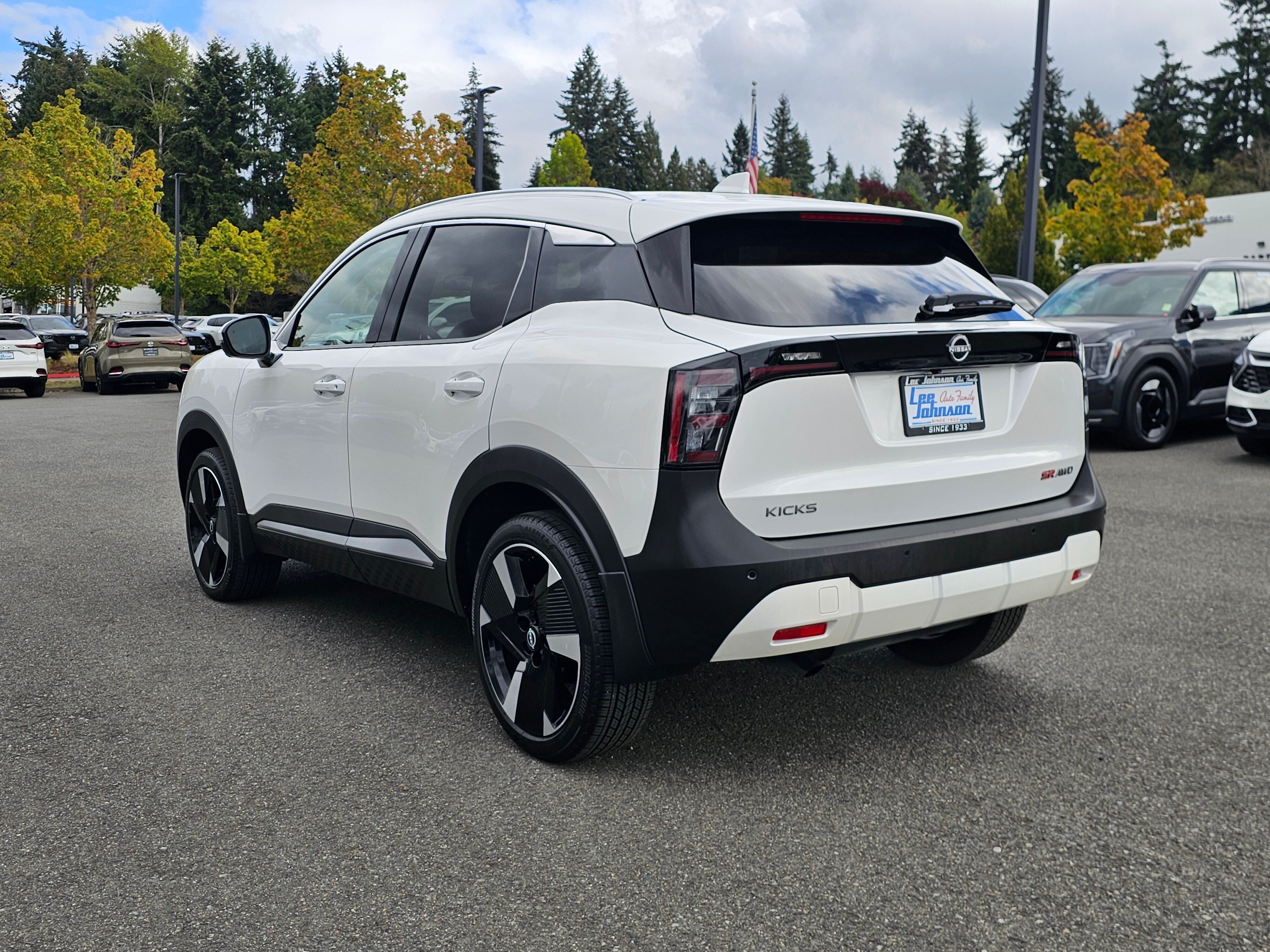 2025 Nissan Kicks SR Intelligent AWD