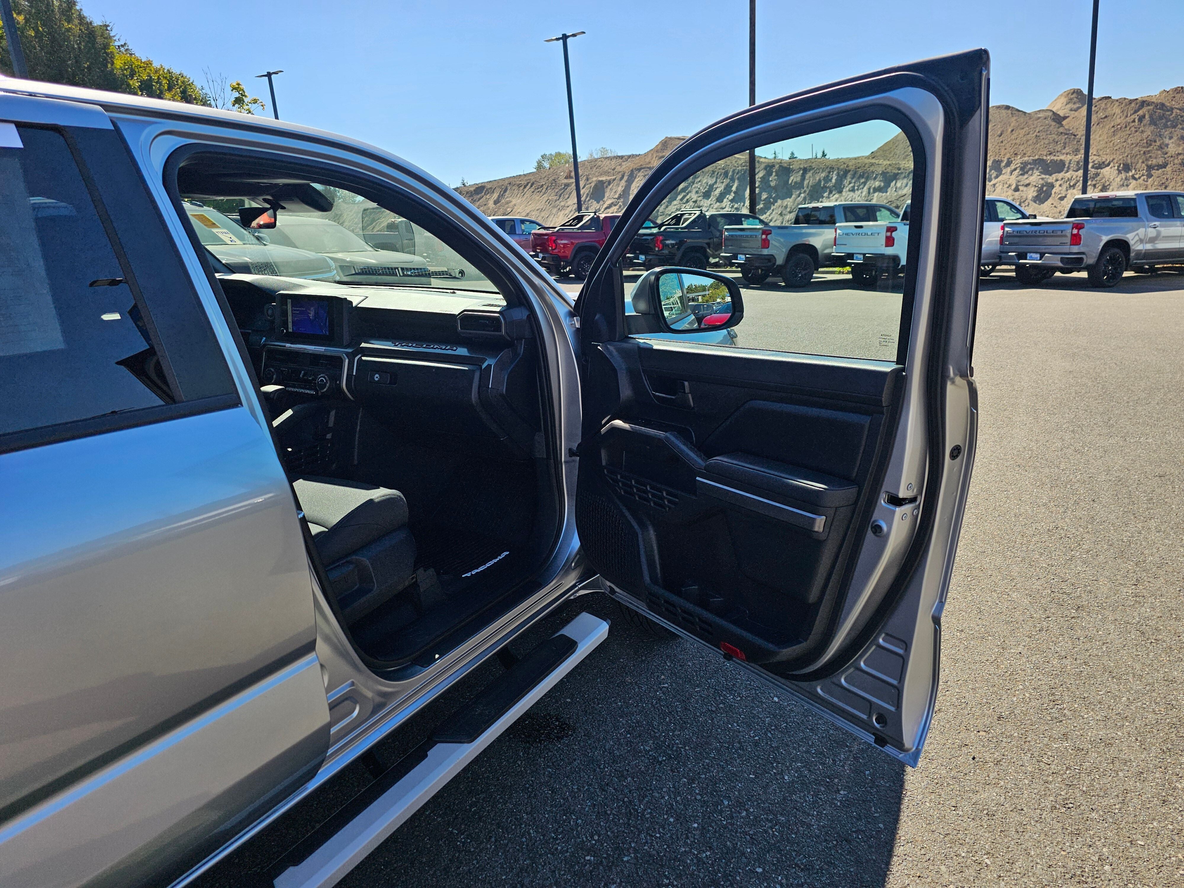 2026 Toyota Tacoma 2WD SR5