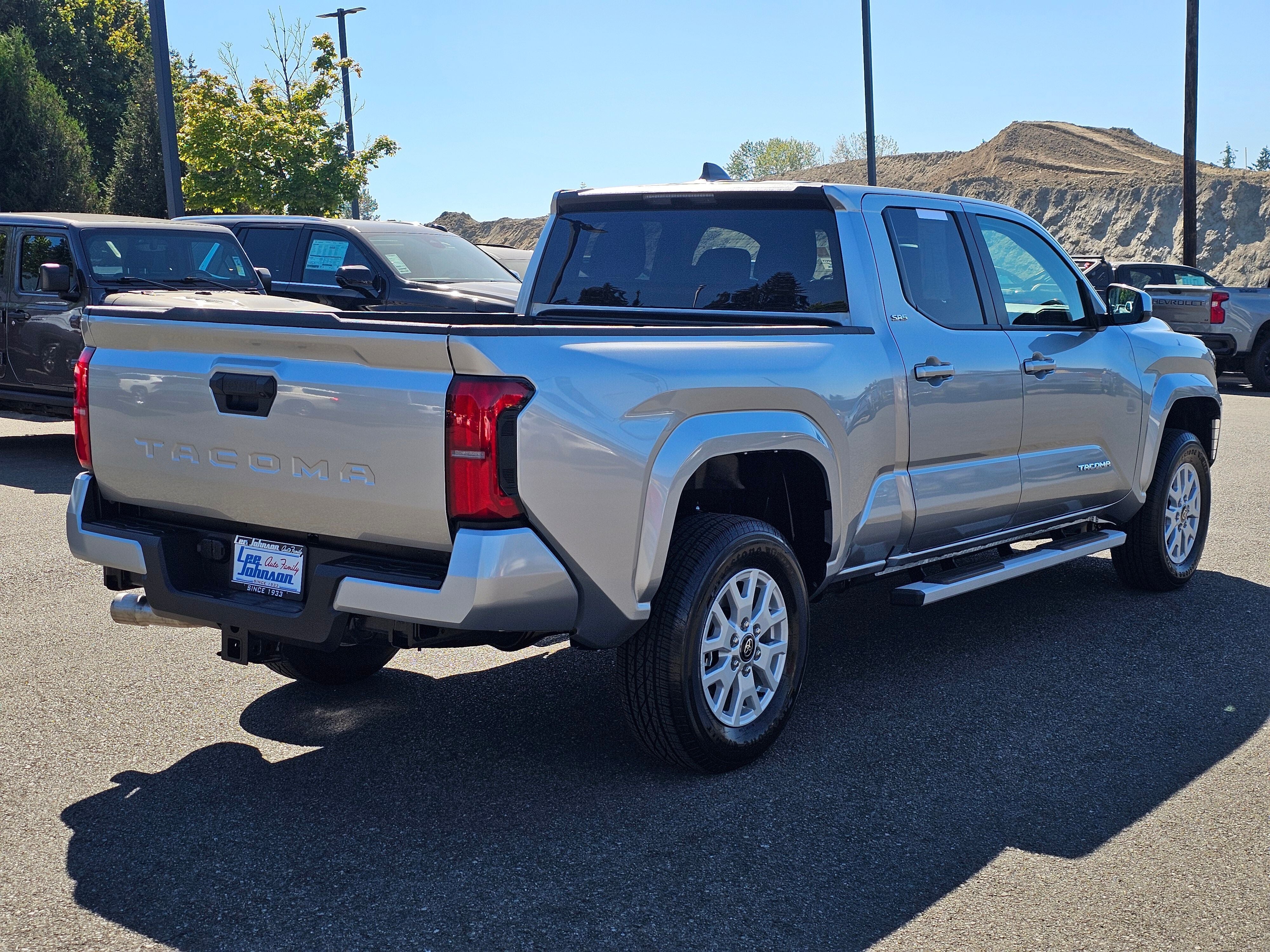 2026 Toyota Tacoma 2WD SR5
