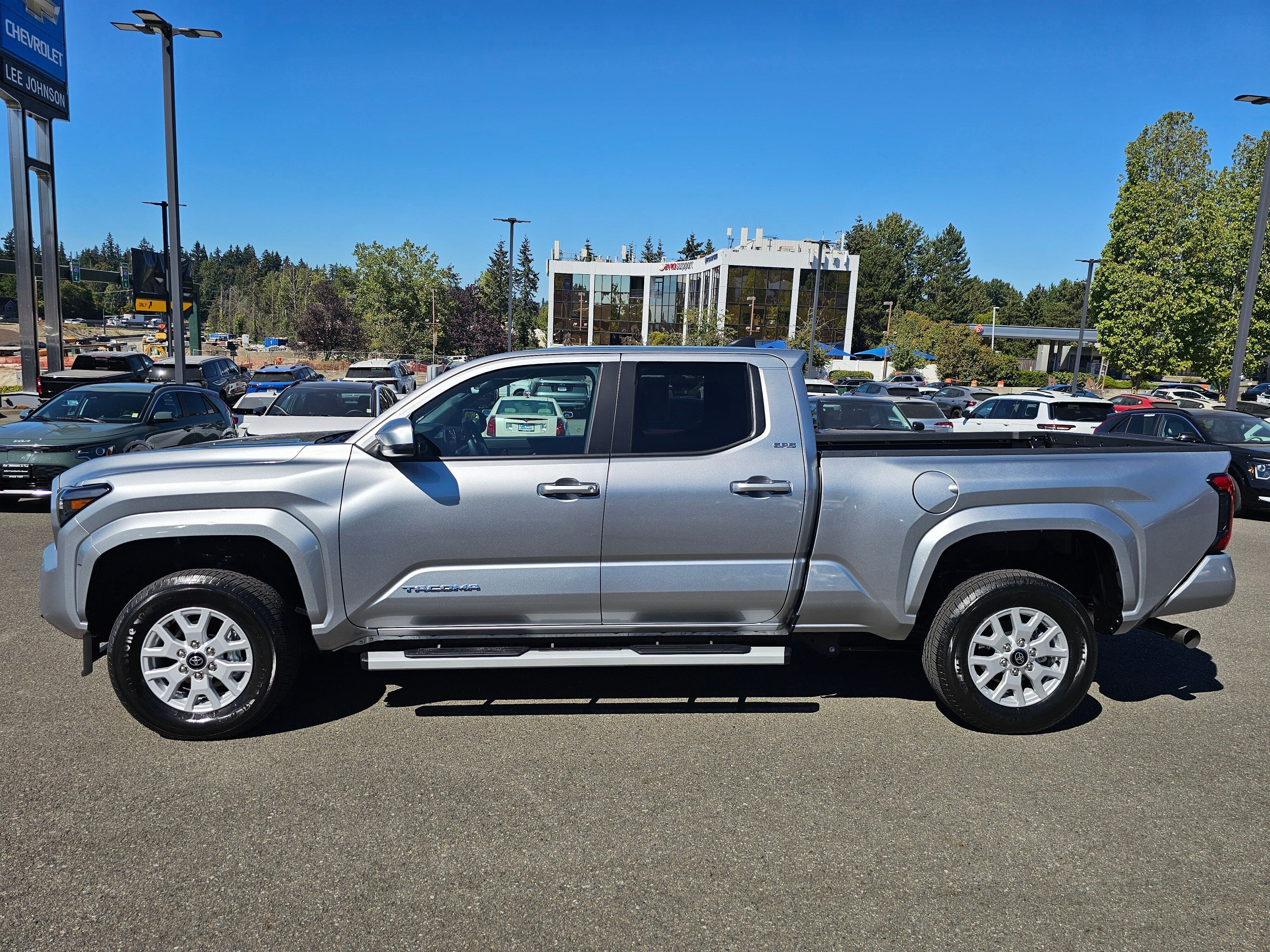 2026 Toyota Tacoma 2WD SR5
