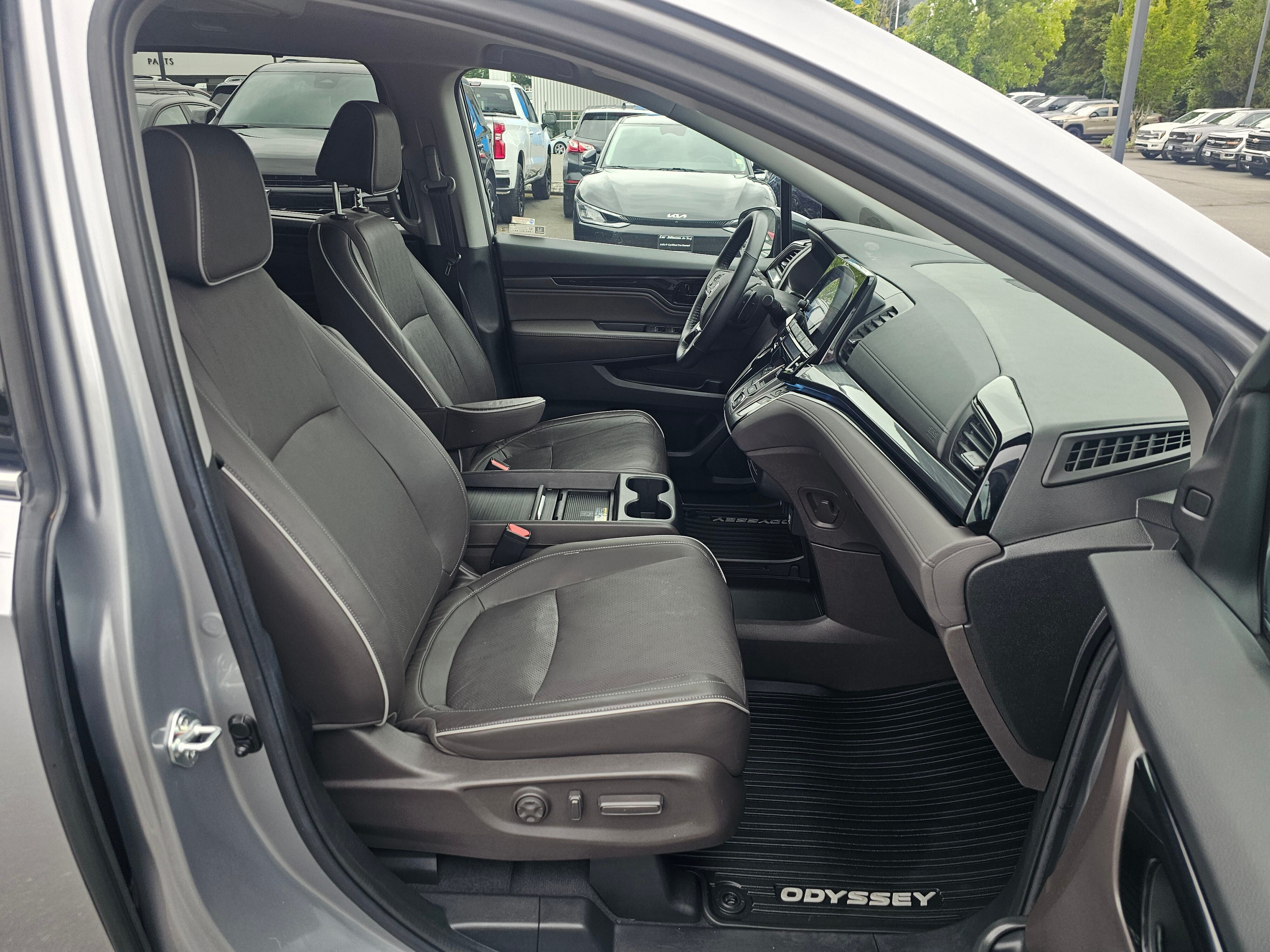 2023 Honda Odyssey Elite