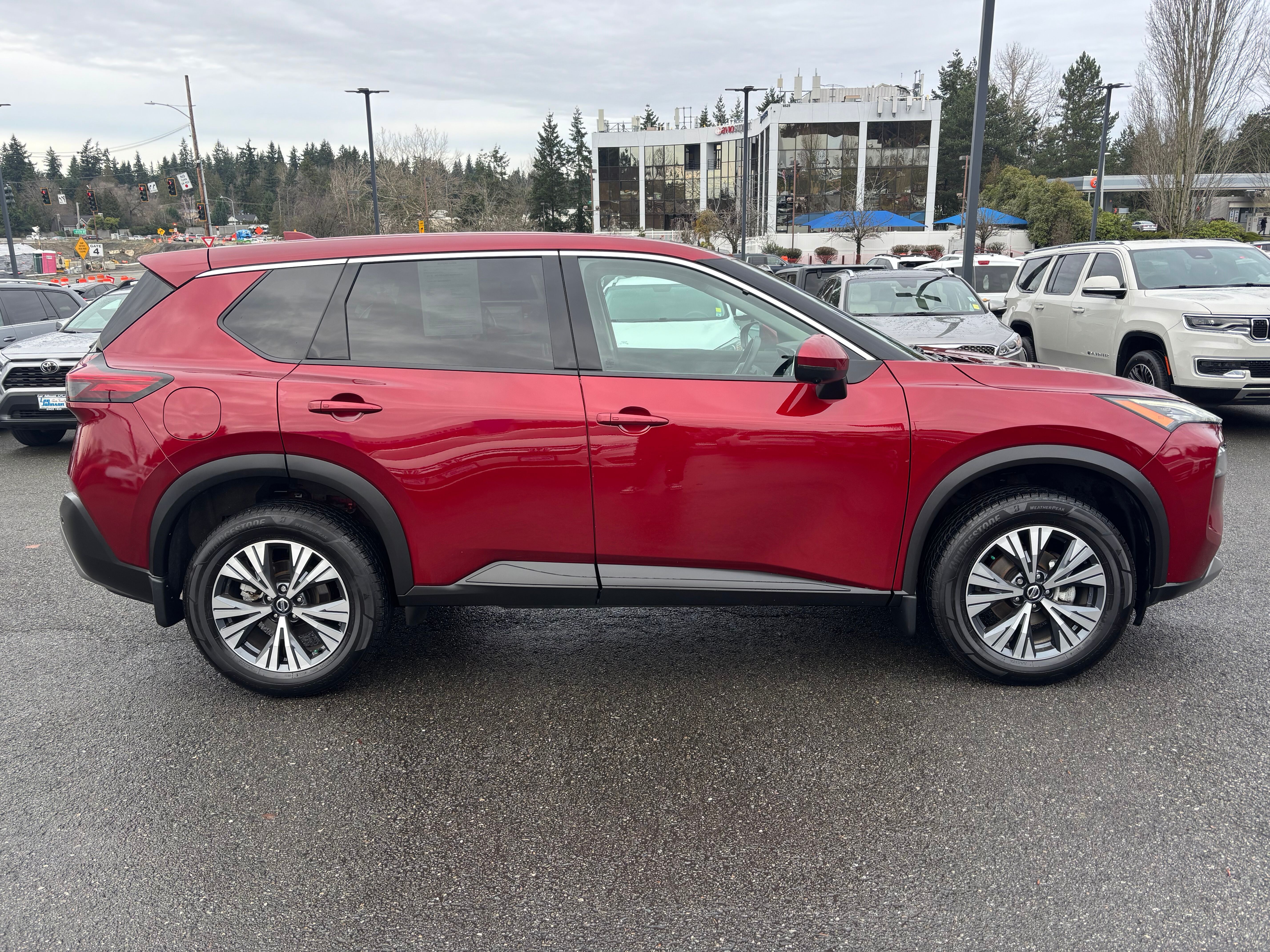 2021 Nissan Rogue SV