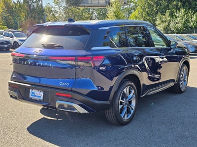 2022 INFINITI QX60 LUXE