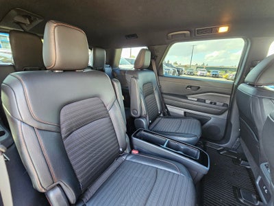 2025 Nissan Pathfinder Rock Creek 4WD