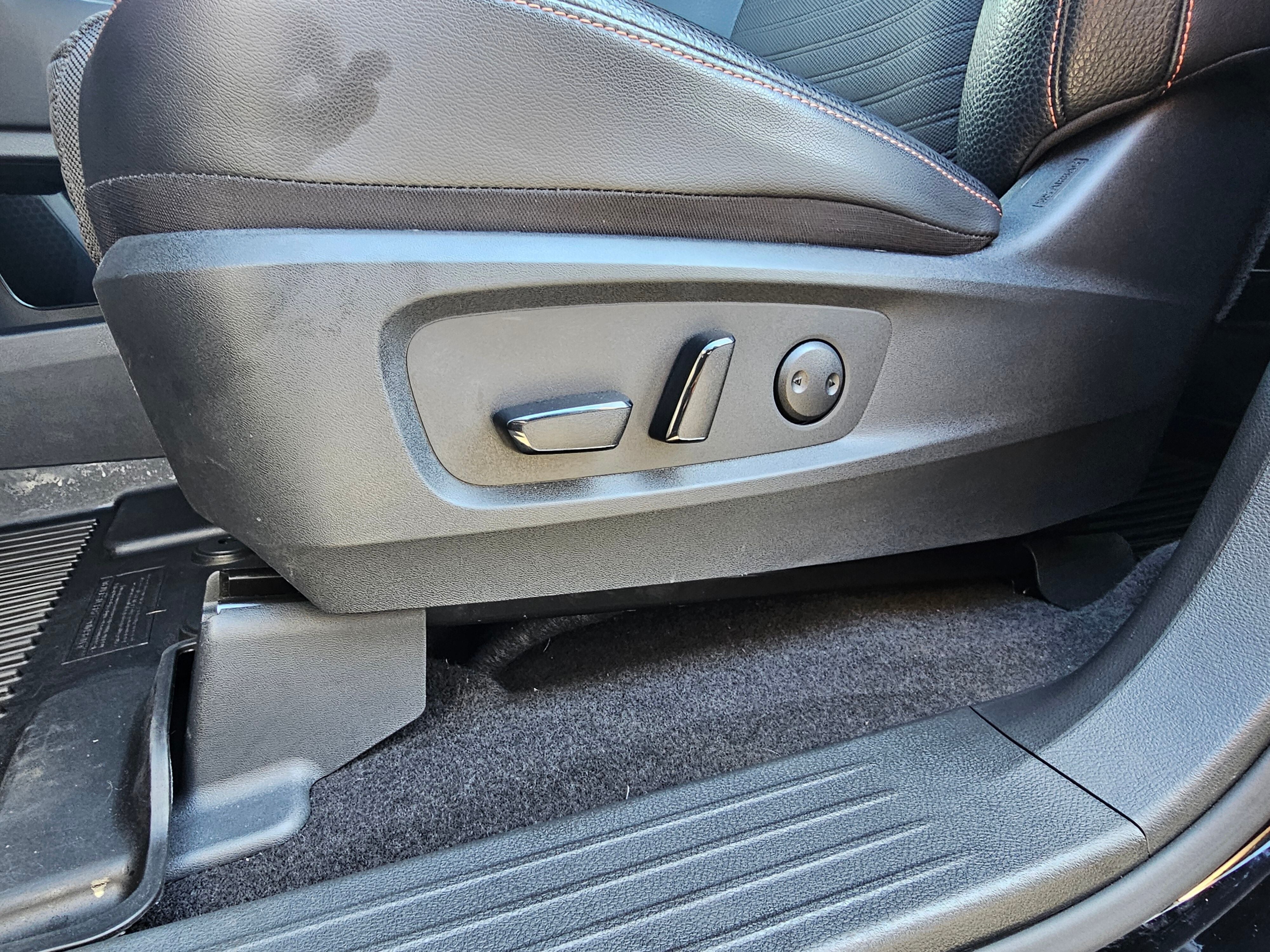 2025 Nissan Pathfinder Rock Creek 4WD
