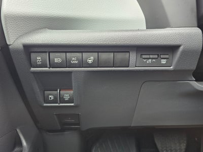 2023 Toyota Sienna LE