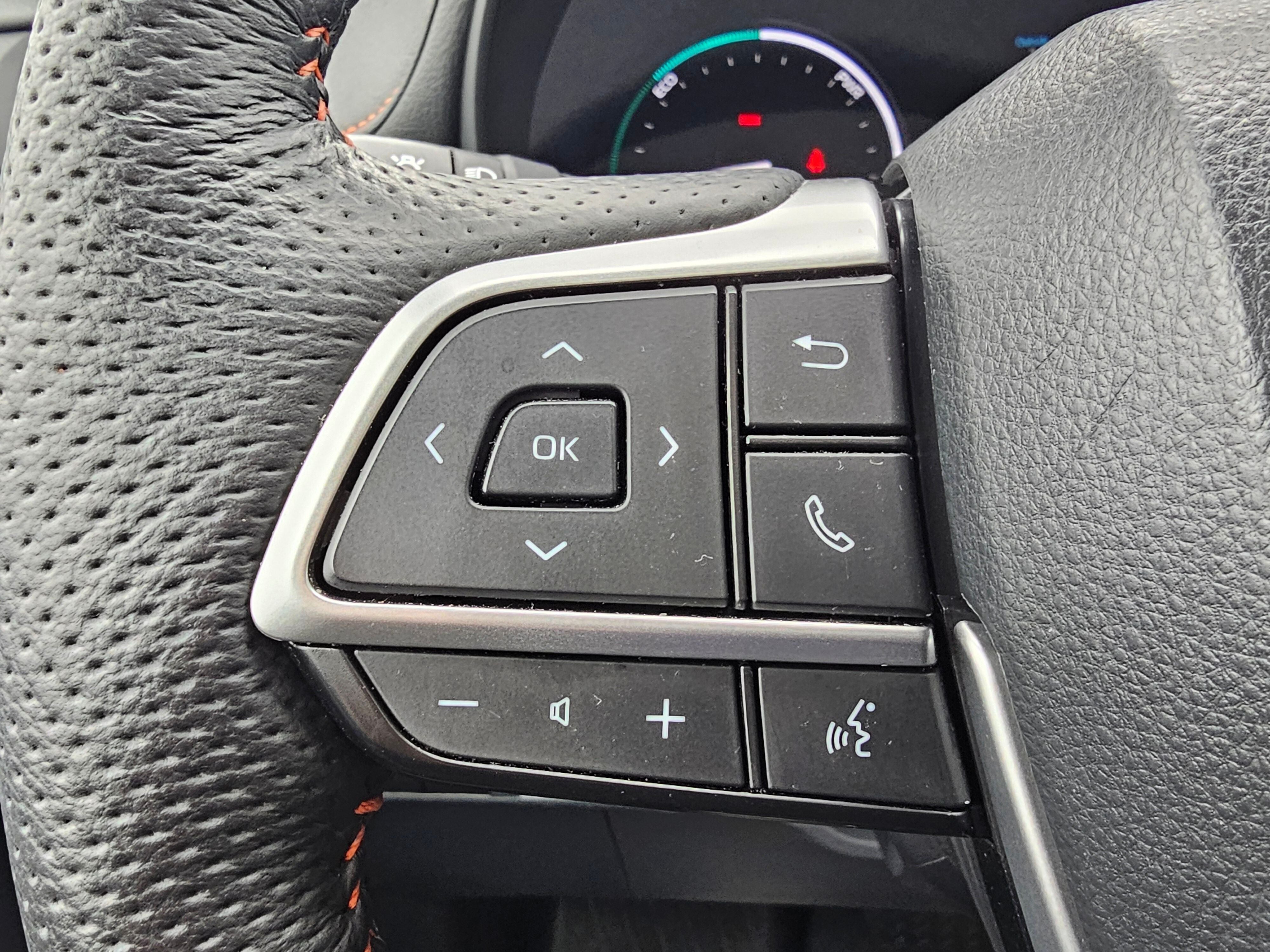 2023 Toyota Sienna LE