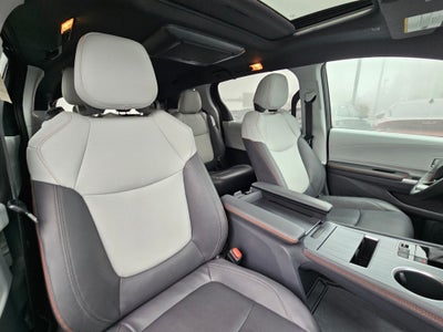 2023 Toyota Sienna LE