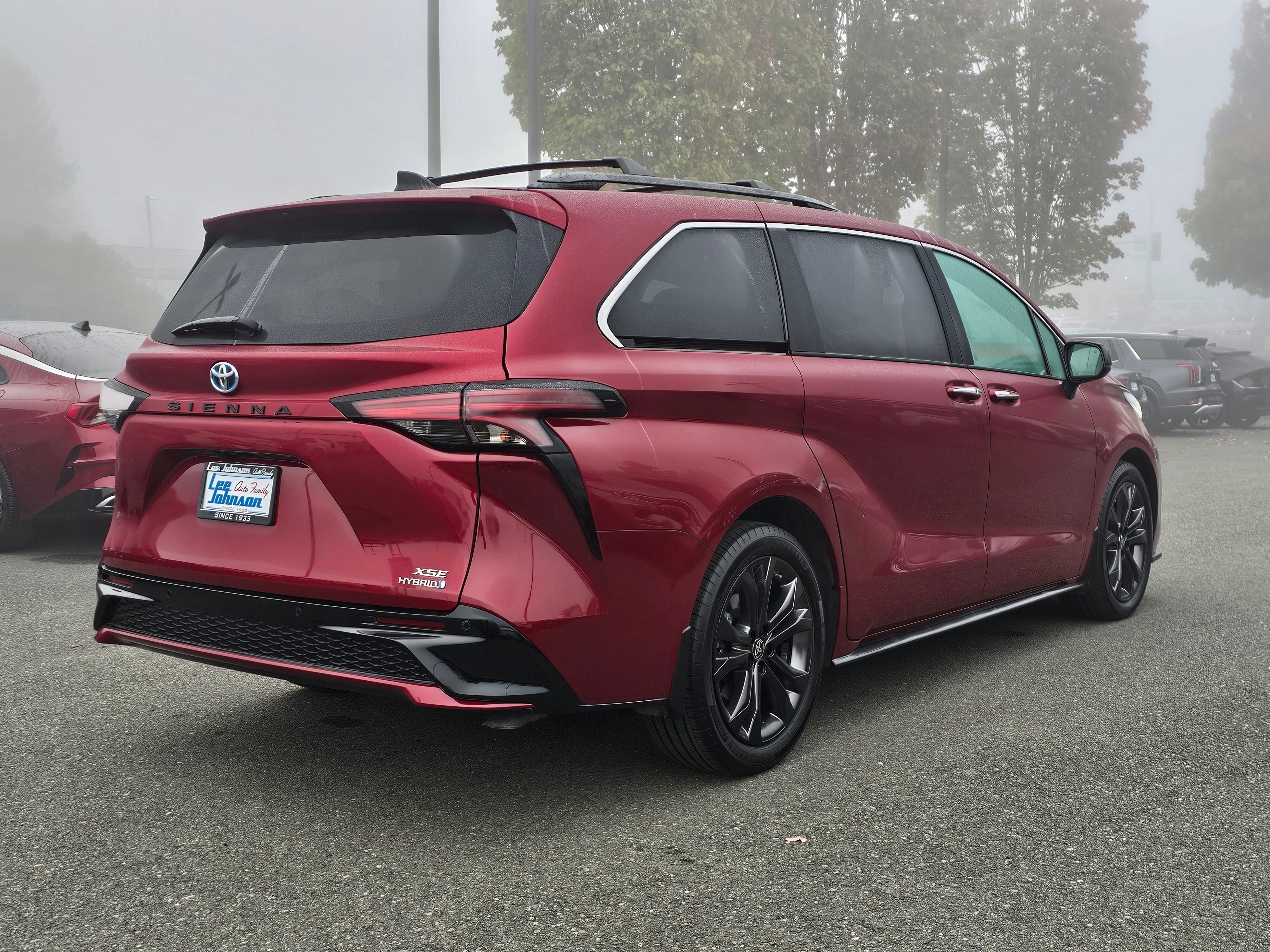 2023 Toyota Sienna LE