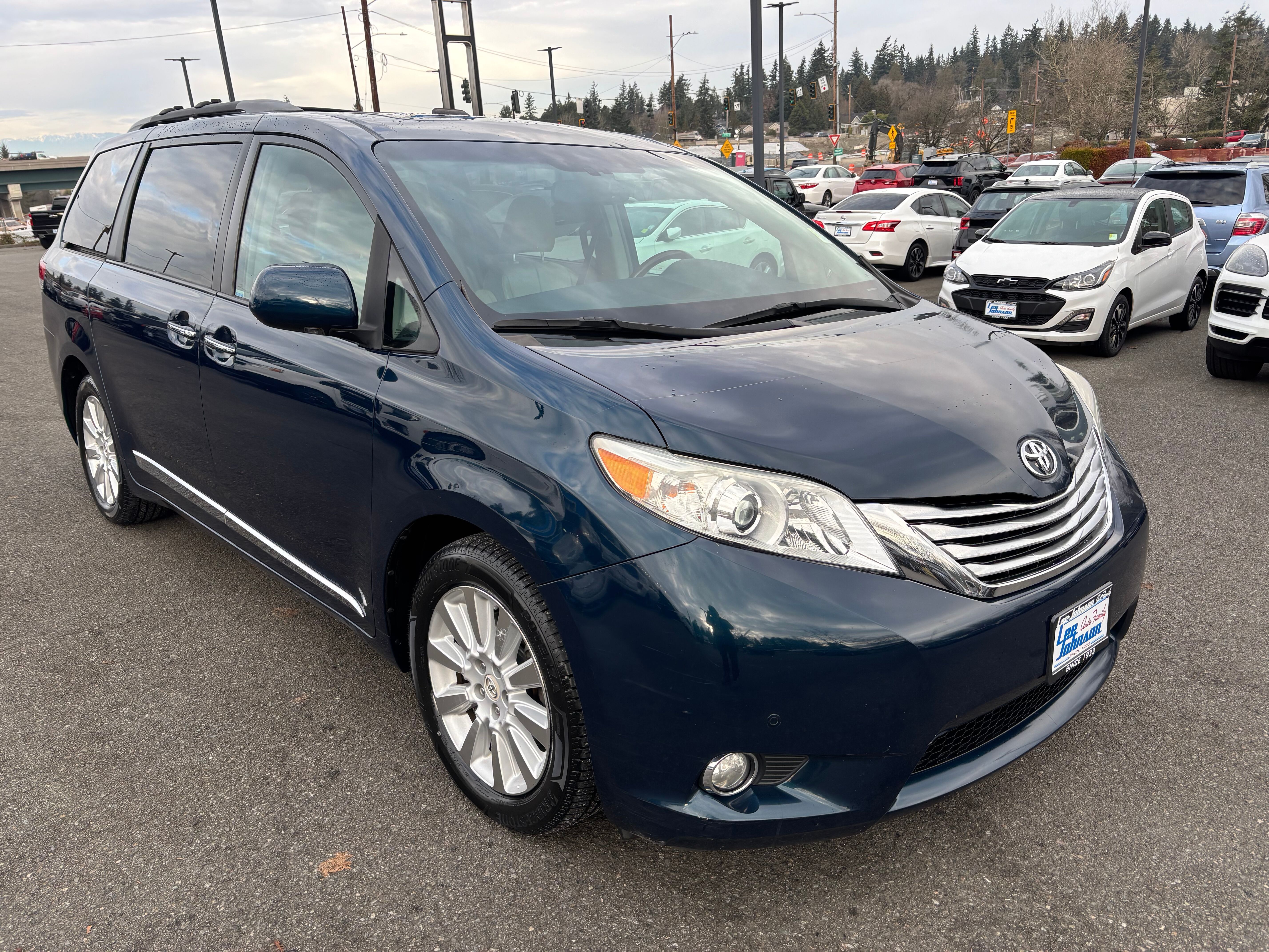 2012 Toyota Sienna XLE AAS