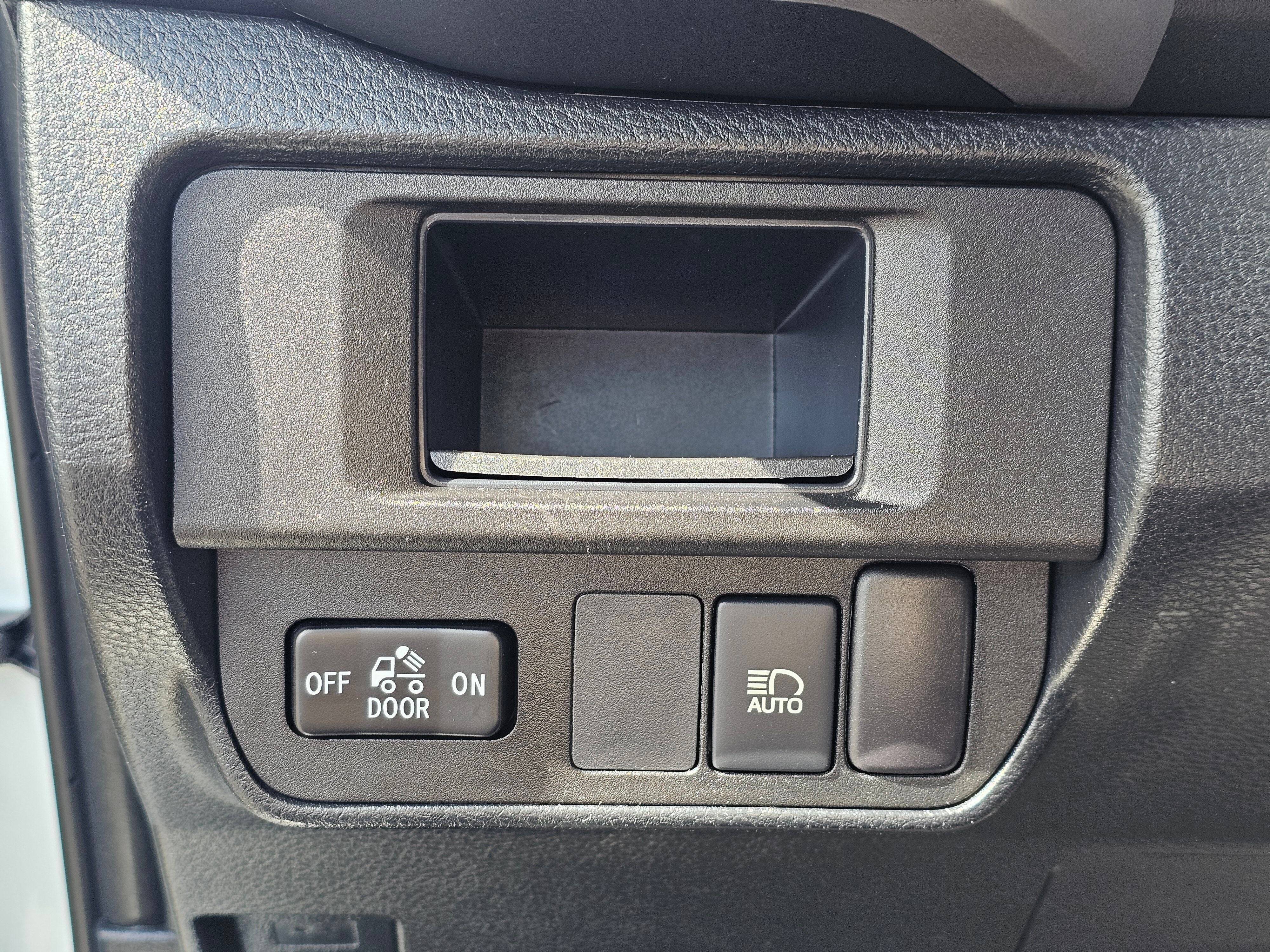 2019 Toyota Tacoma 2WD SR5