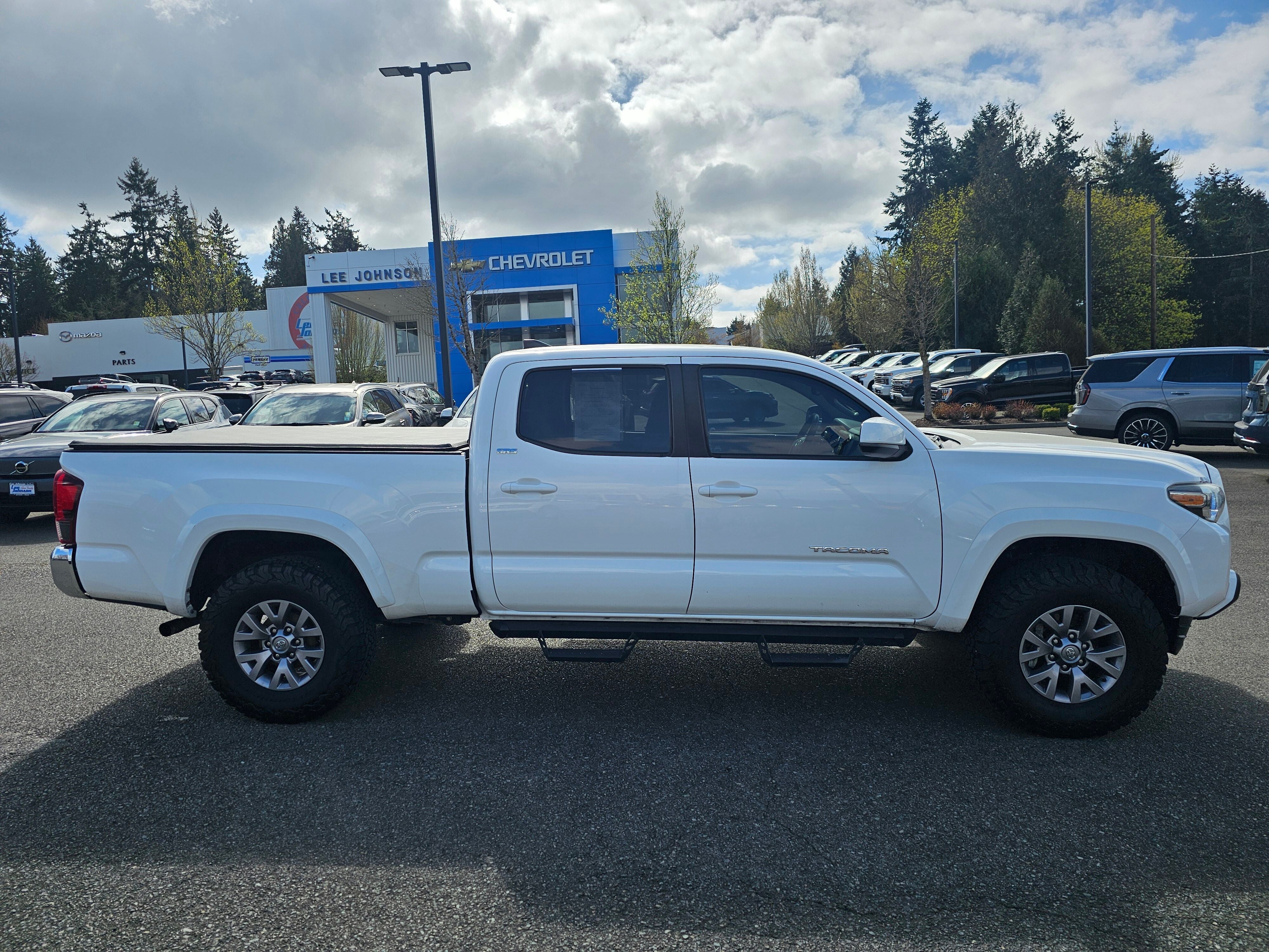 2019 Toyota Tacoma 2WD SR5