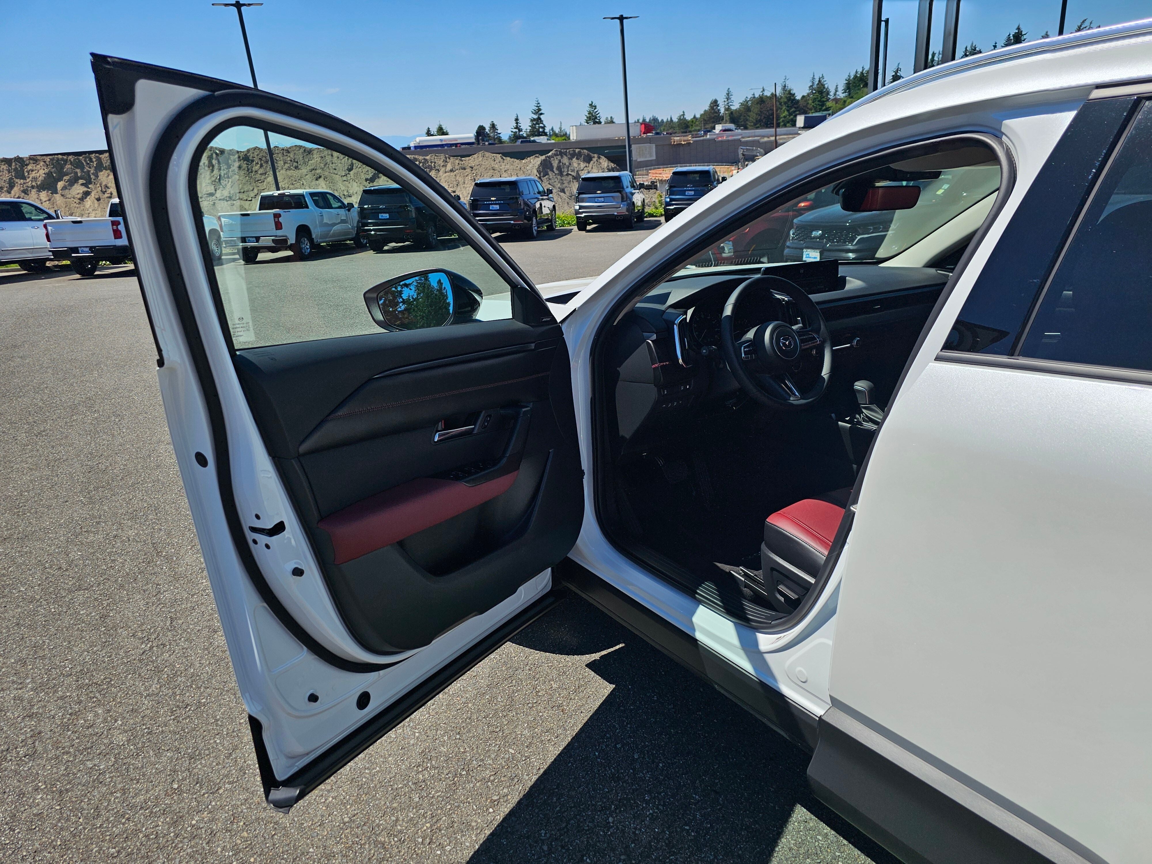 2025 Mazda Mazda CX-50 Hybrid Premium Plus Package