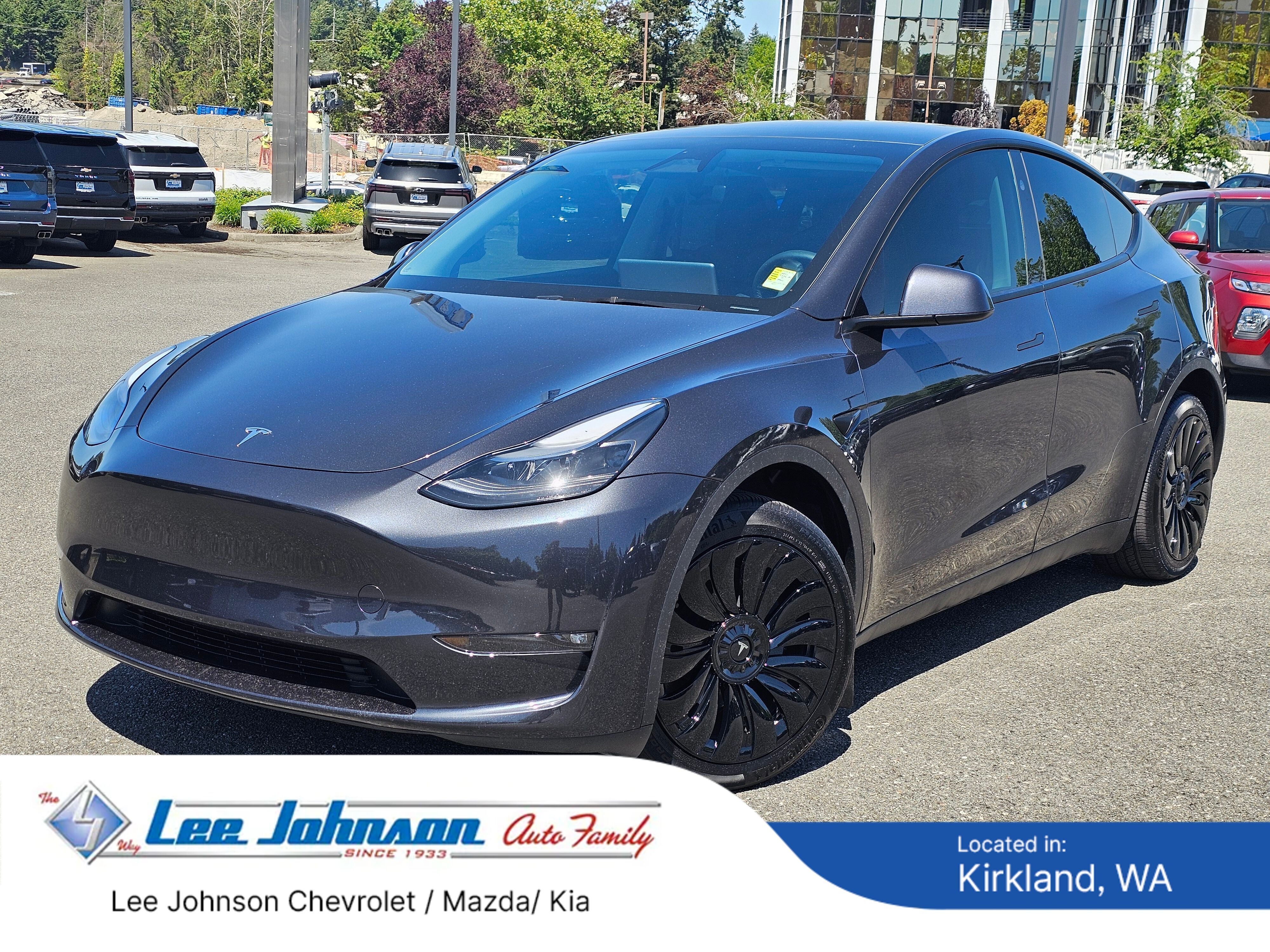 2025 Tesla Model Y Long Range Dual Motor All-Wheel Drive's photo