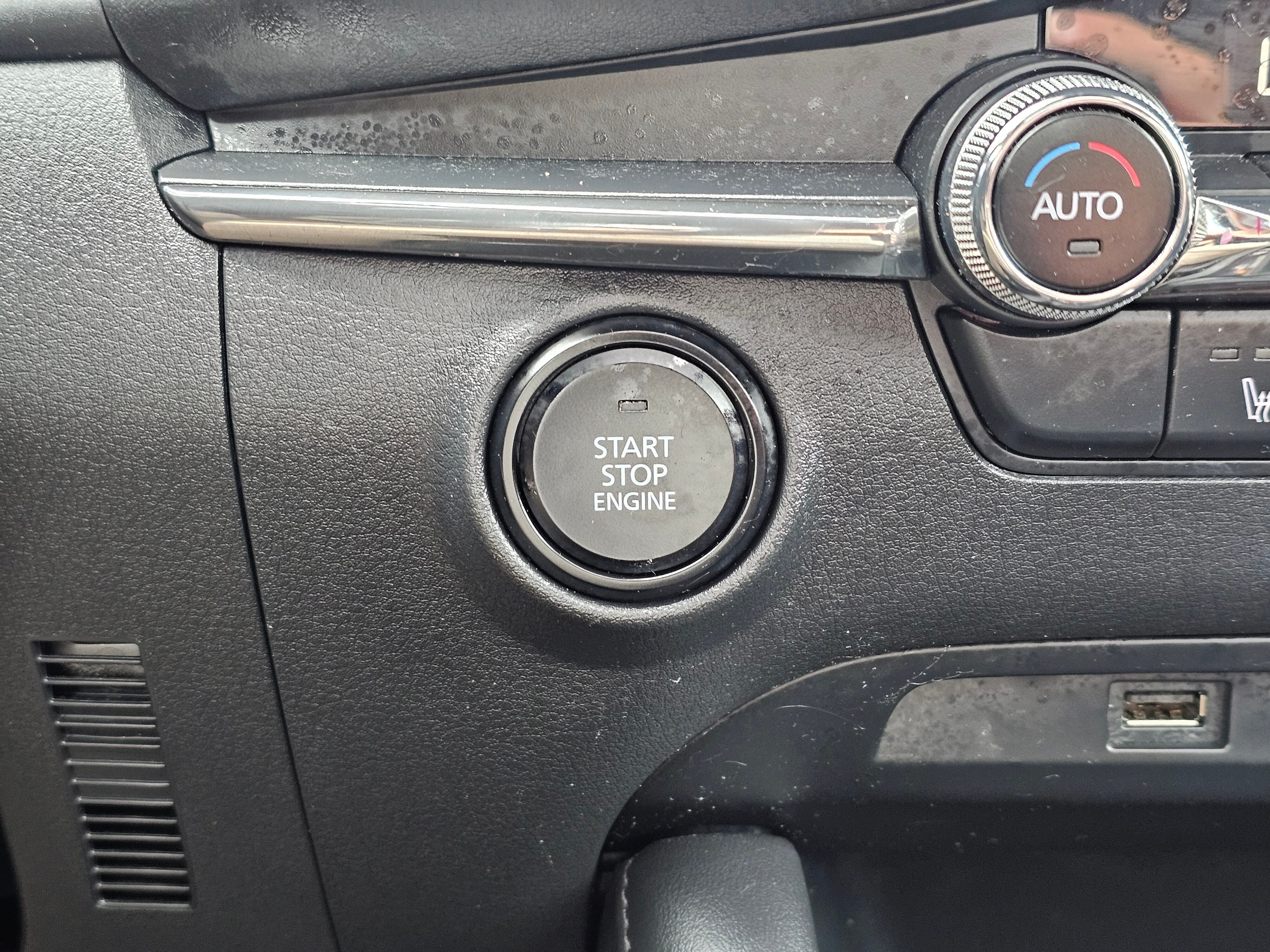 2019 Mazda Mazda3 Hatchback w/Premium Pkg