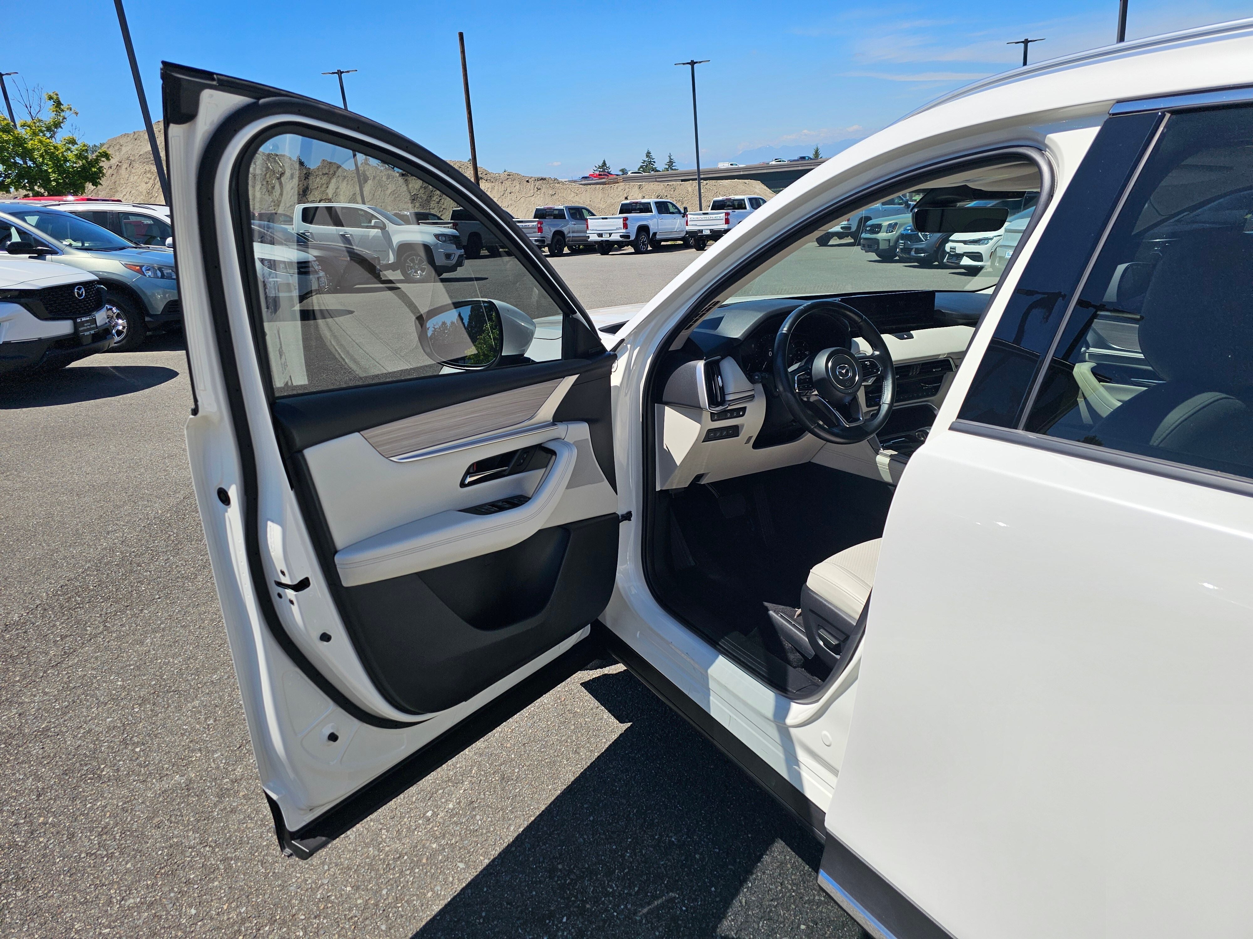 2024 Mazda Mazda CX-90 PHEV Premium Plus