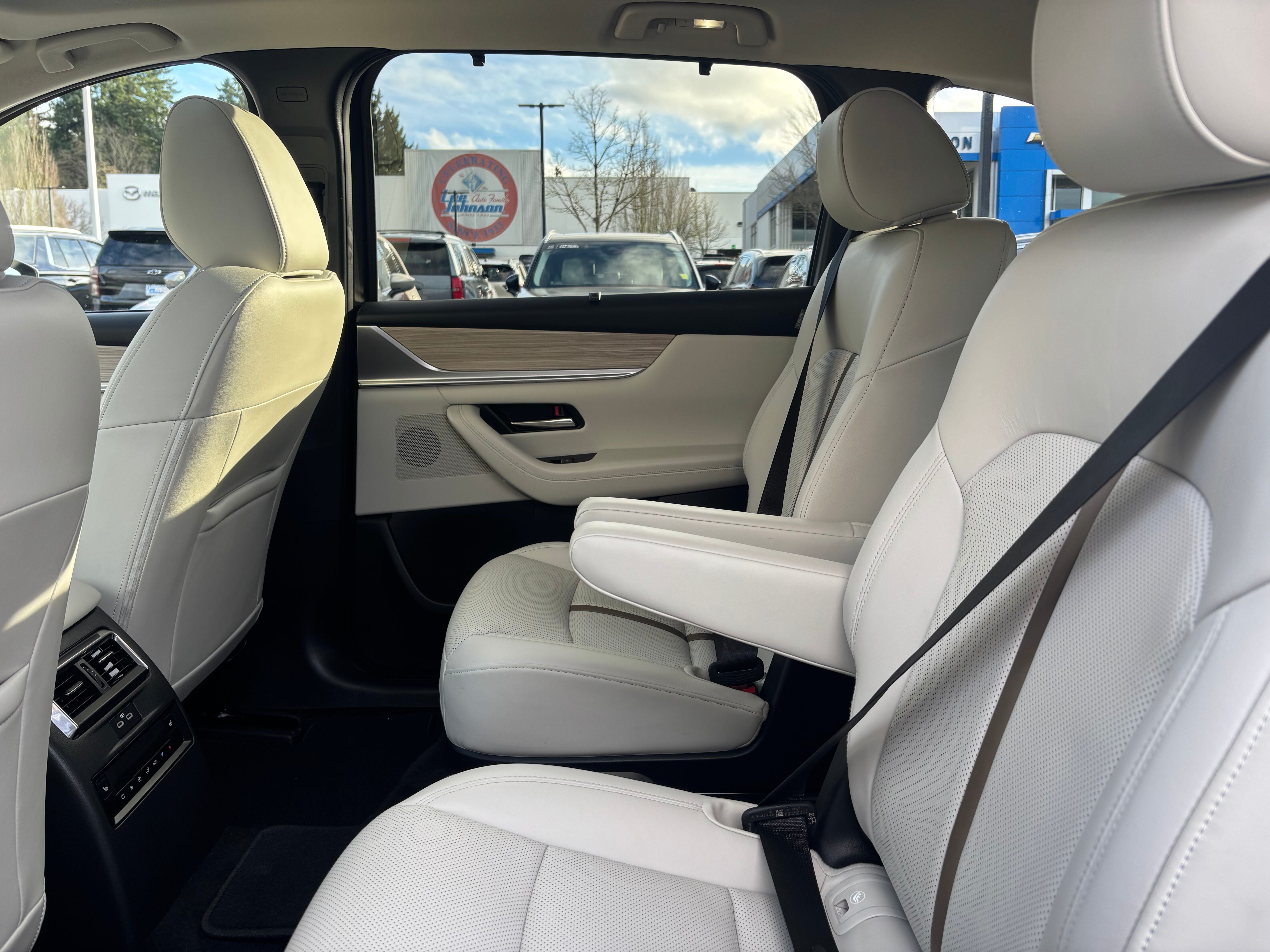 2024 Mazda Mazda CX-90 PHEV Premium Plus