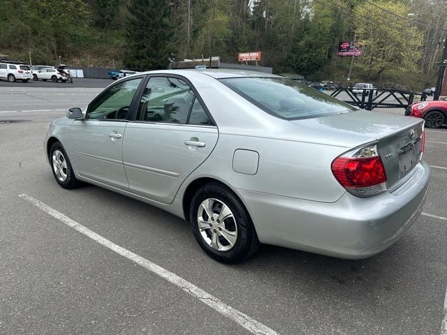 2005 Toyota Camry STD