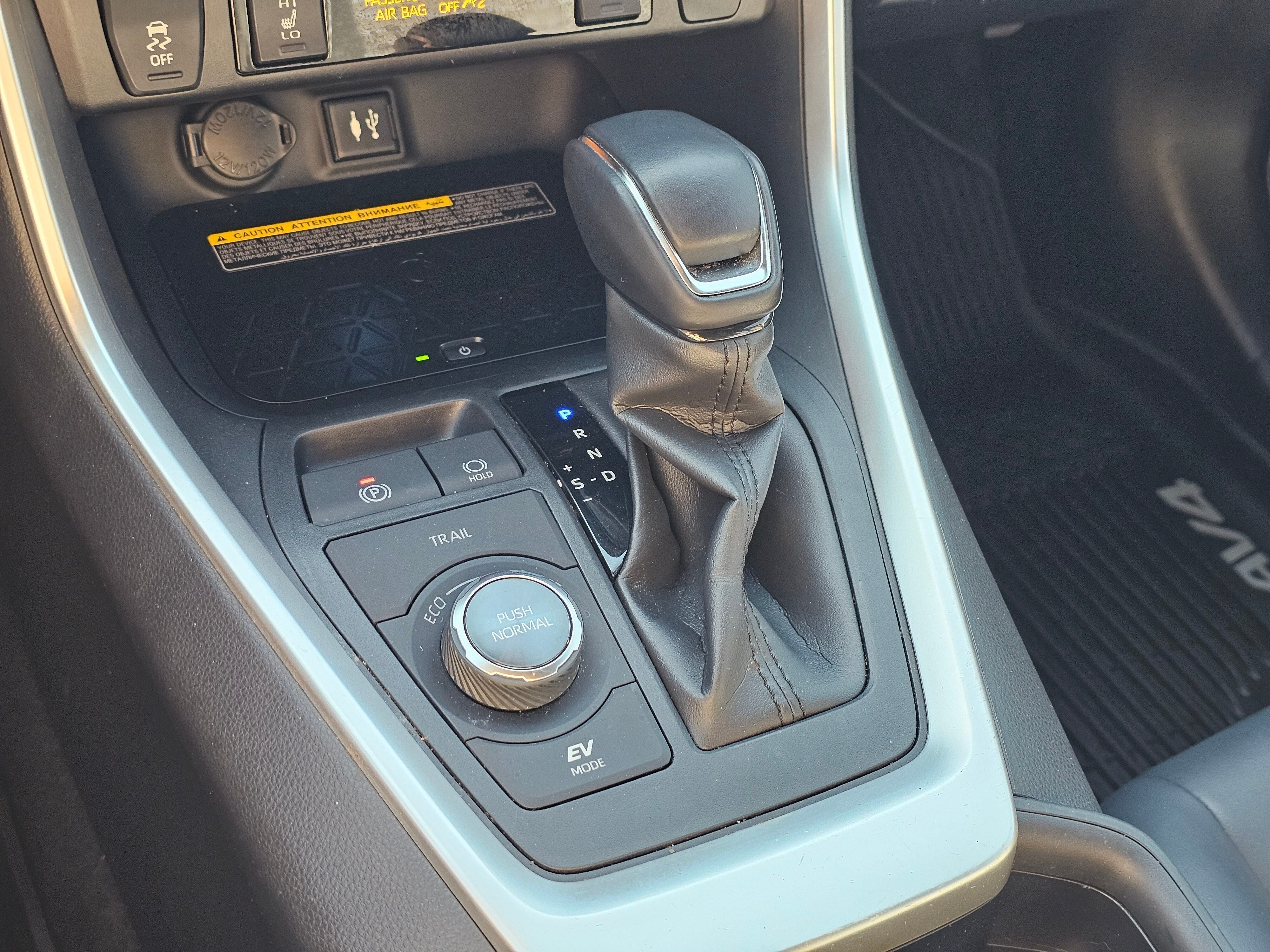 2019 Toyota RAV4 Hybrid XSE
