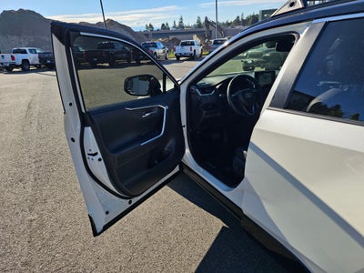 2019 Toyota RAV4 Hybrid XSE