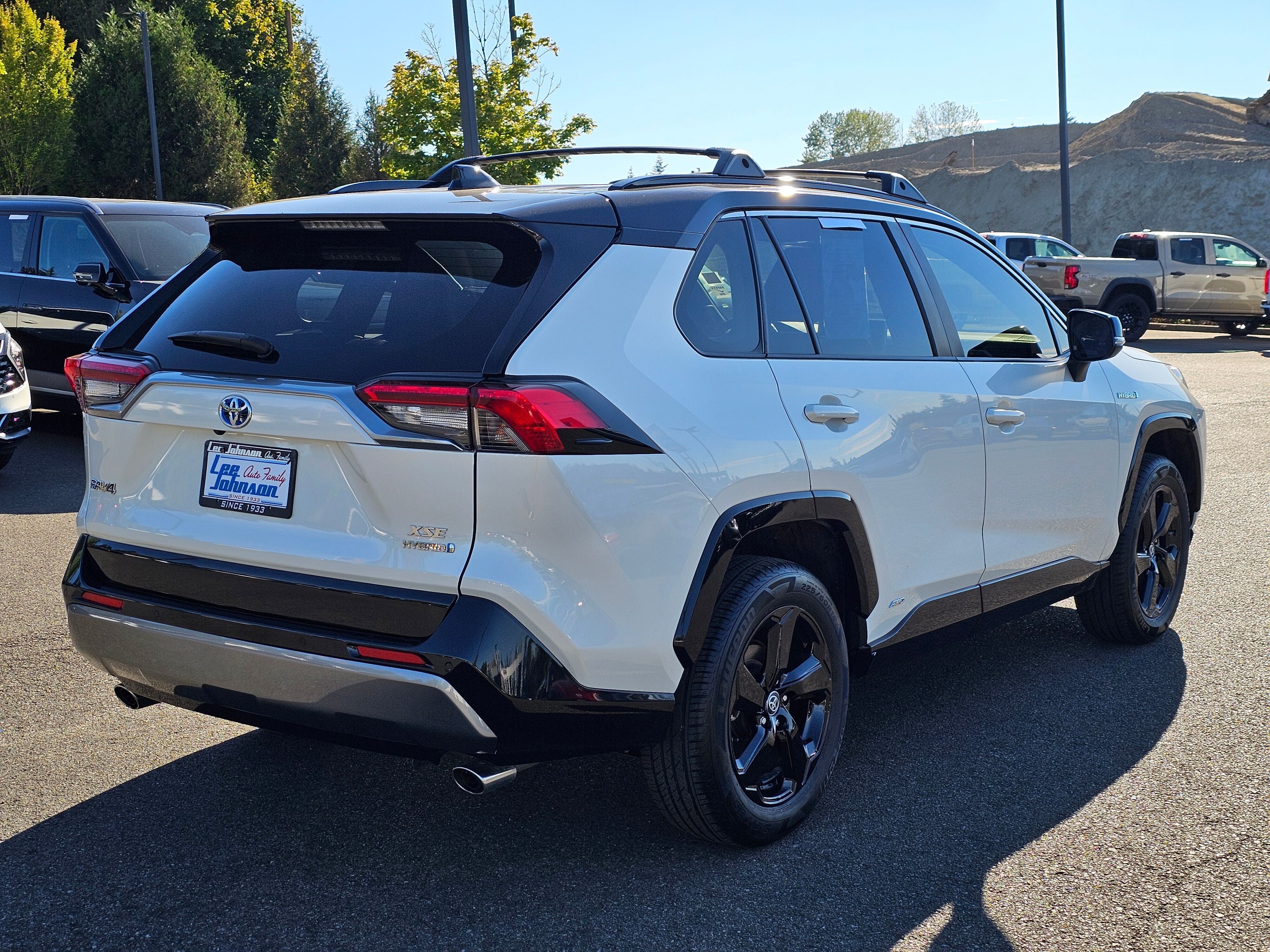 2019 Toyota RAV4 Hybrid XSE