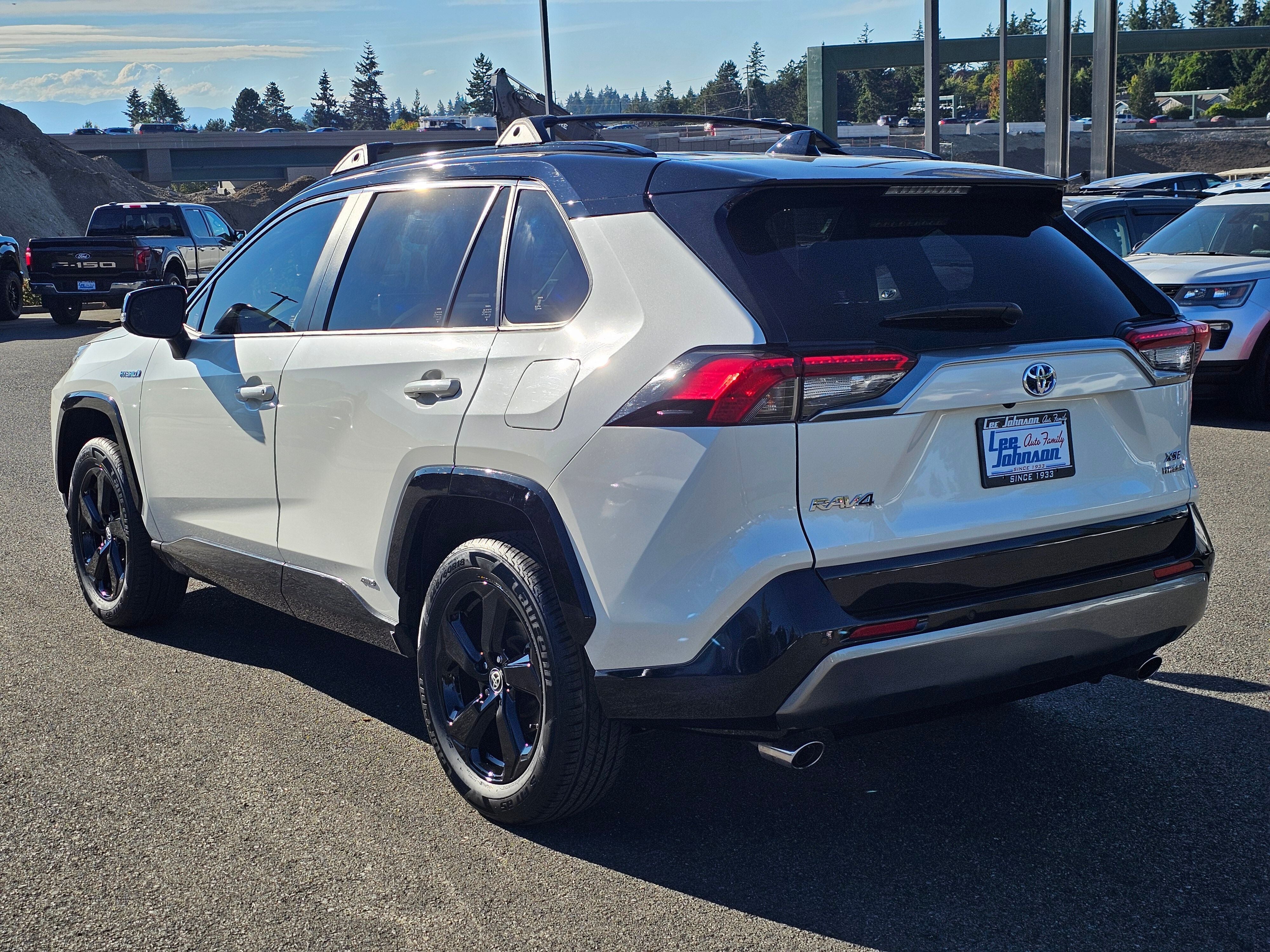 2019 Toyota RAV4 Hybrid XSE