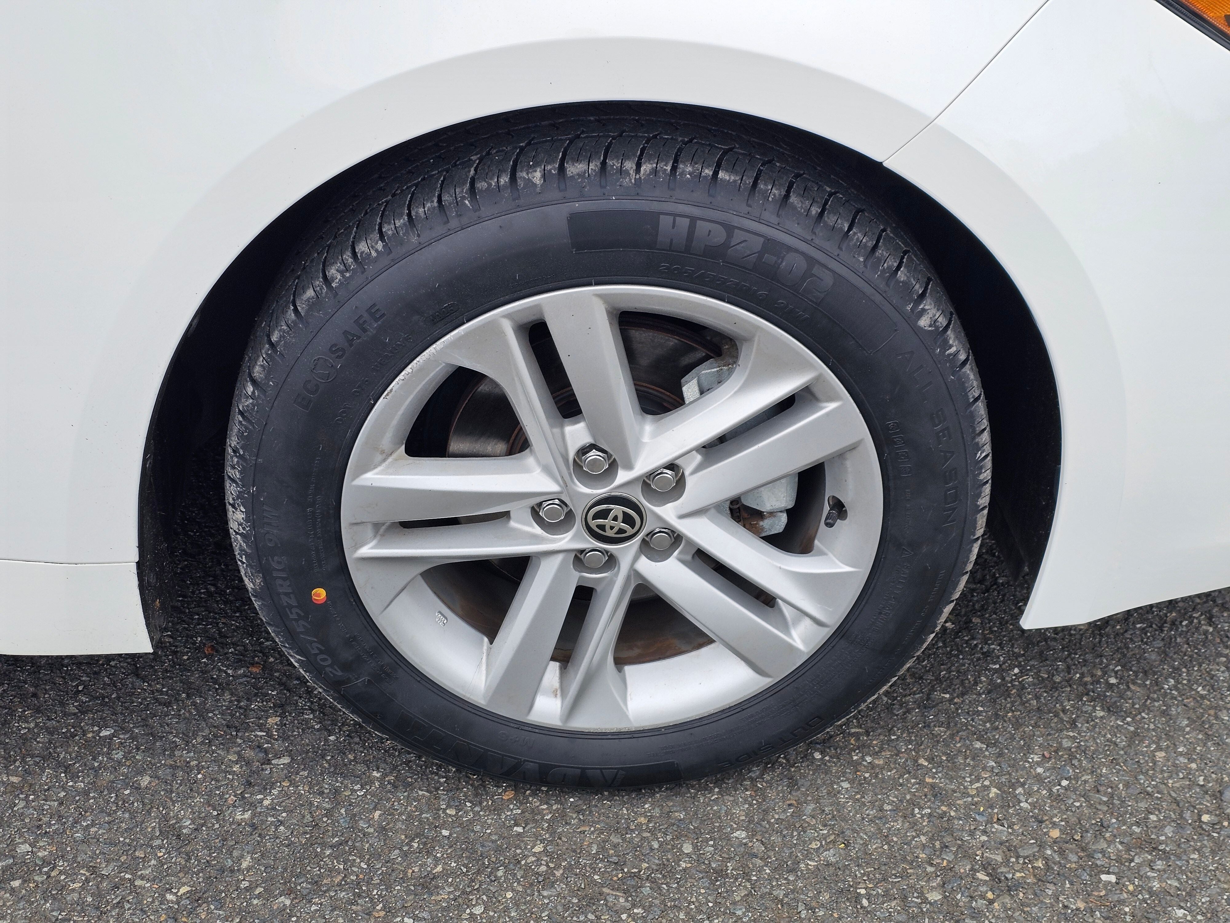 2022 Toyota Corolla Hatchback SE