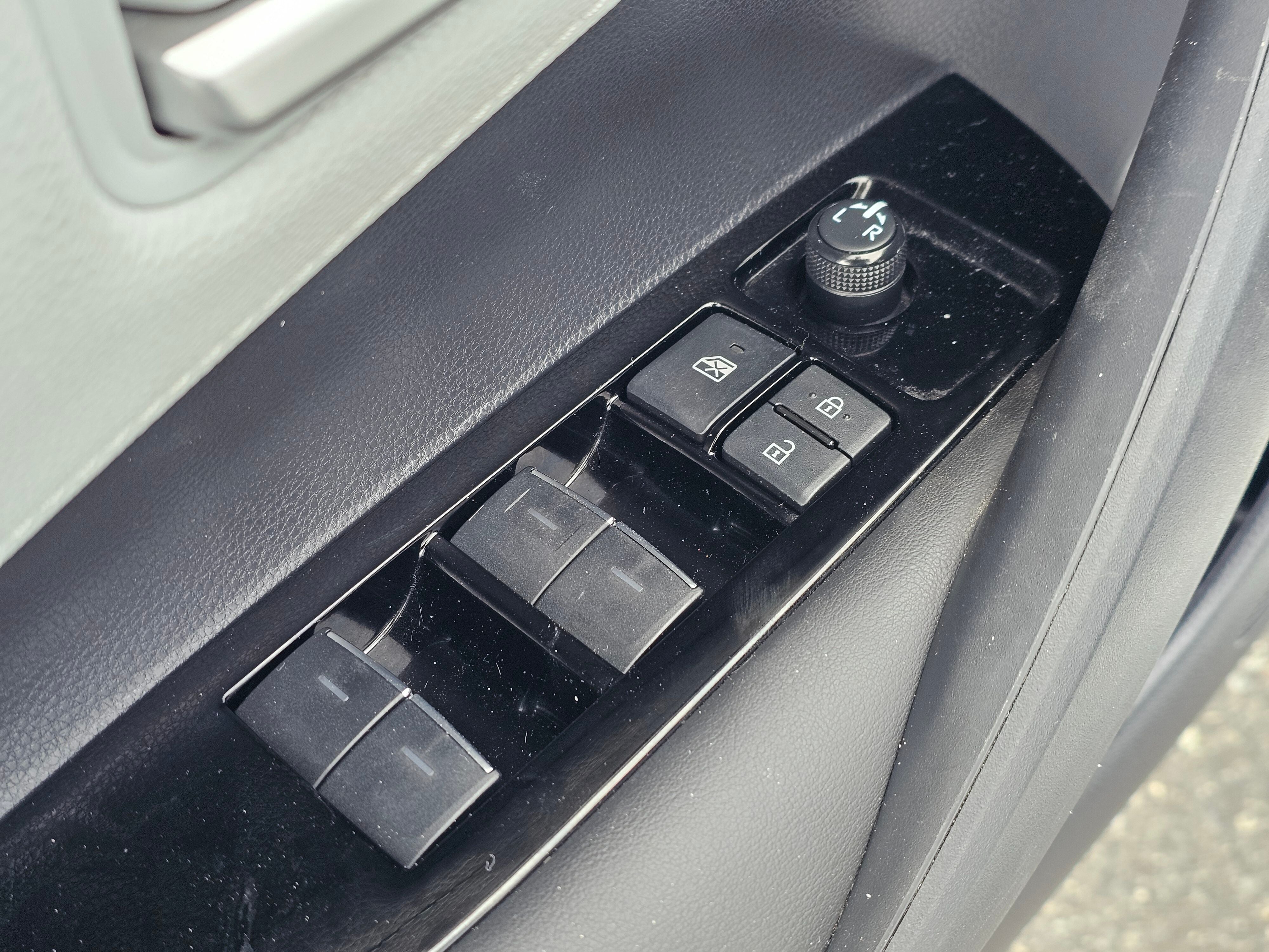 2022 Toyota Corolla Hatchback SE