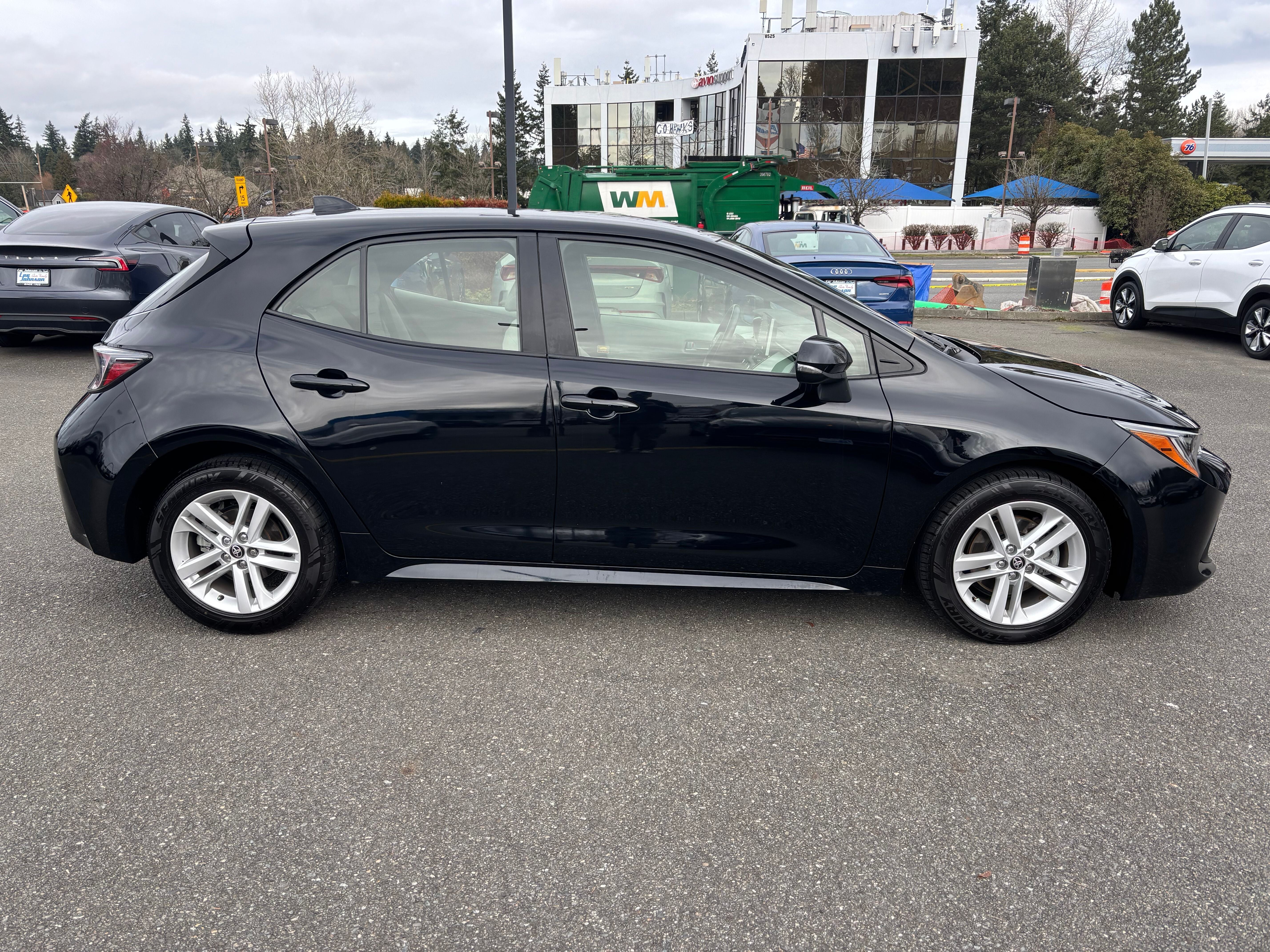 2019 Toyota Corolla Hatchback SE