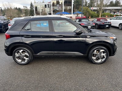 2022 Hyundai Venue SEL