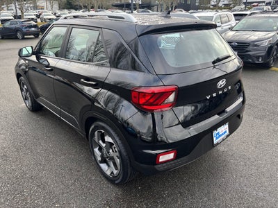 2022 Hyundai Venue SEL