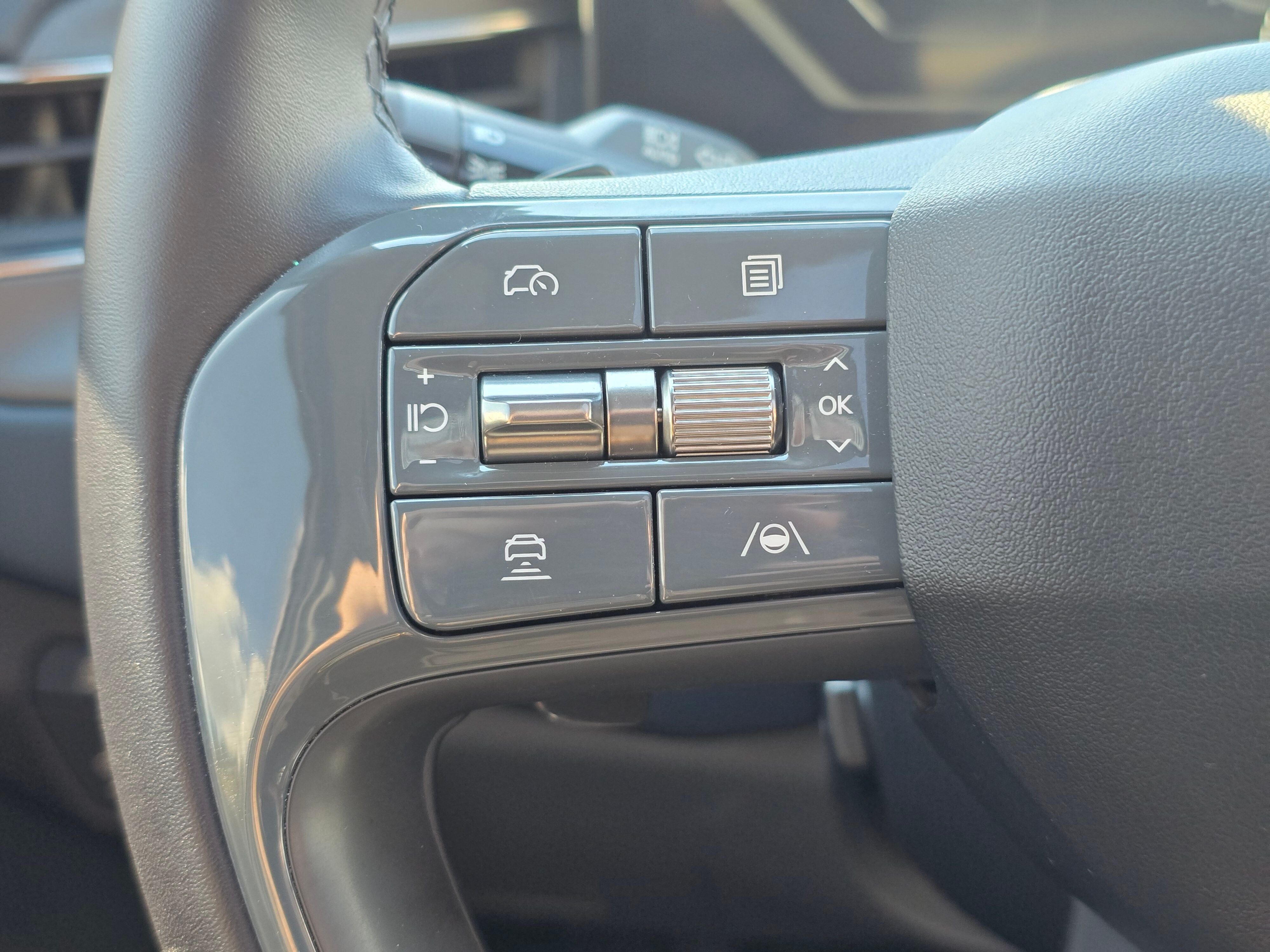 2024 Kia EV9 Land