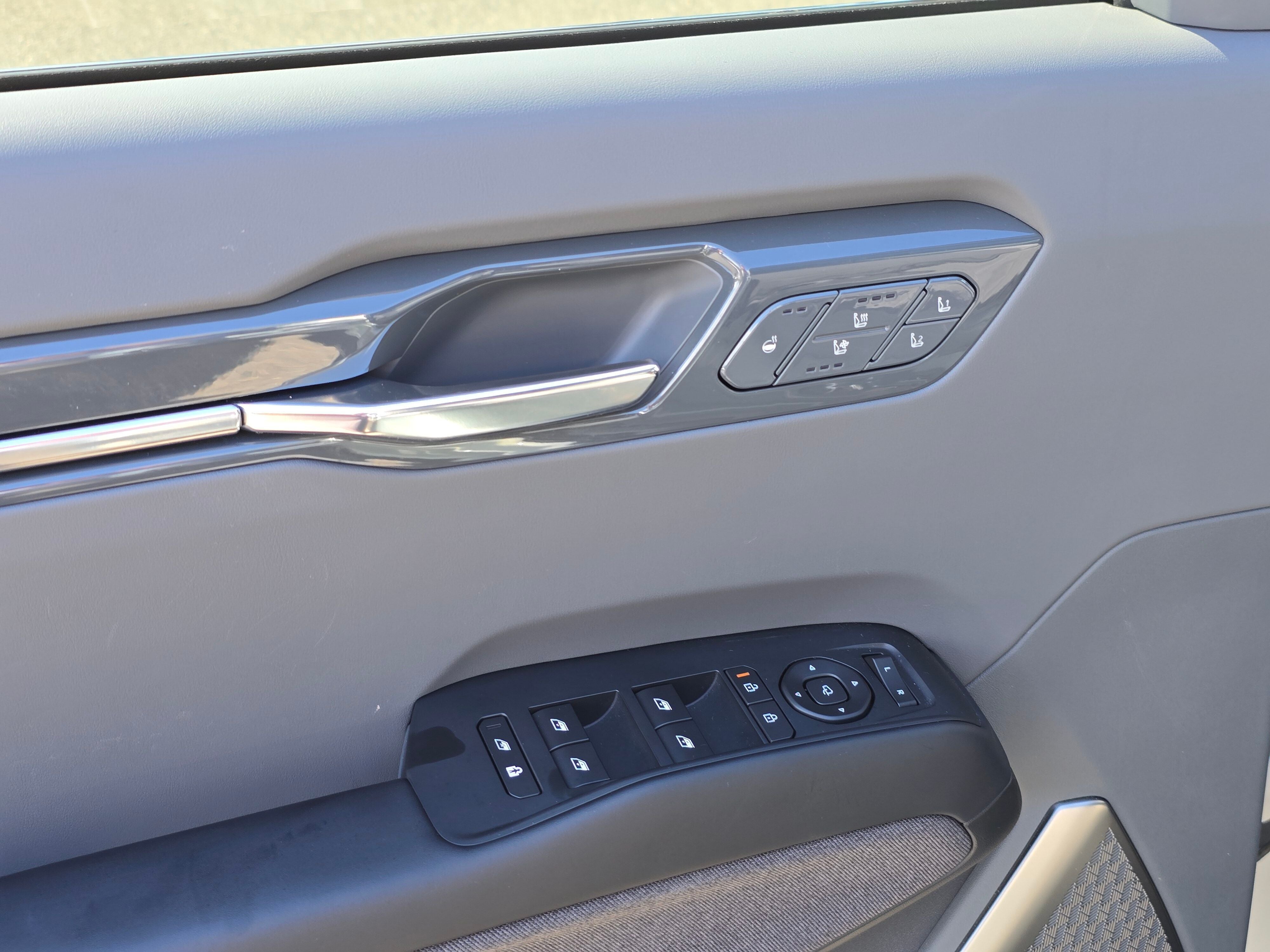2024 Kia EV9 Land