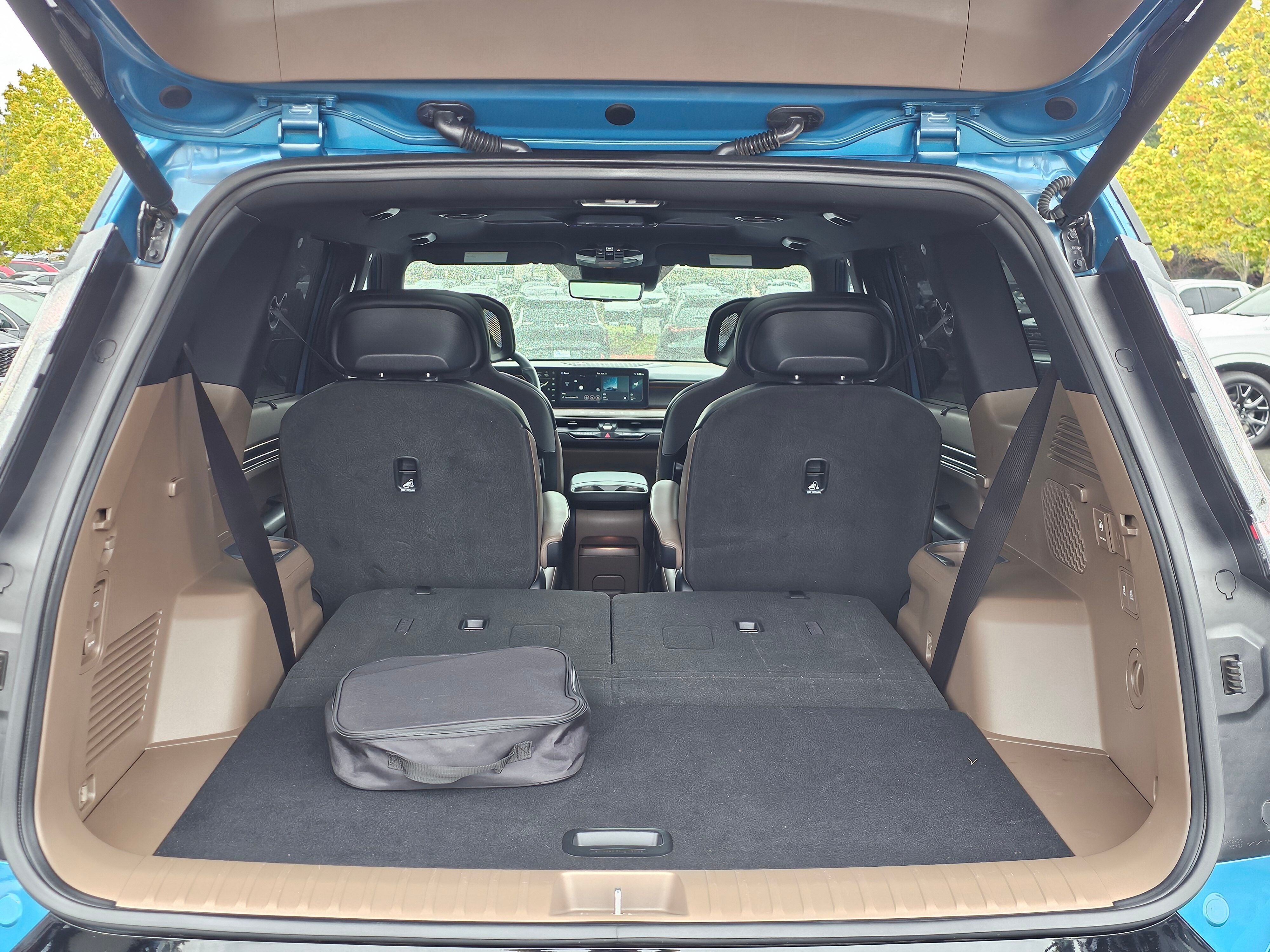2024 Kia EV9 Land