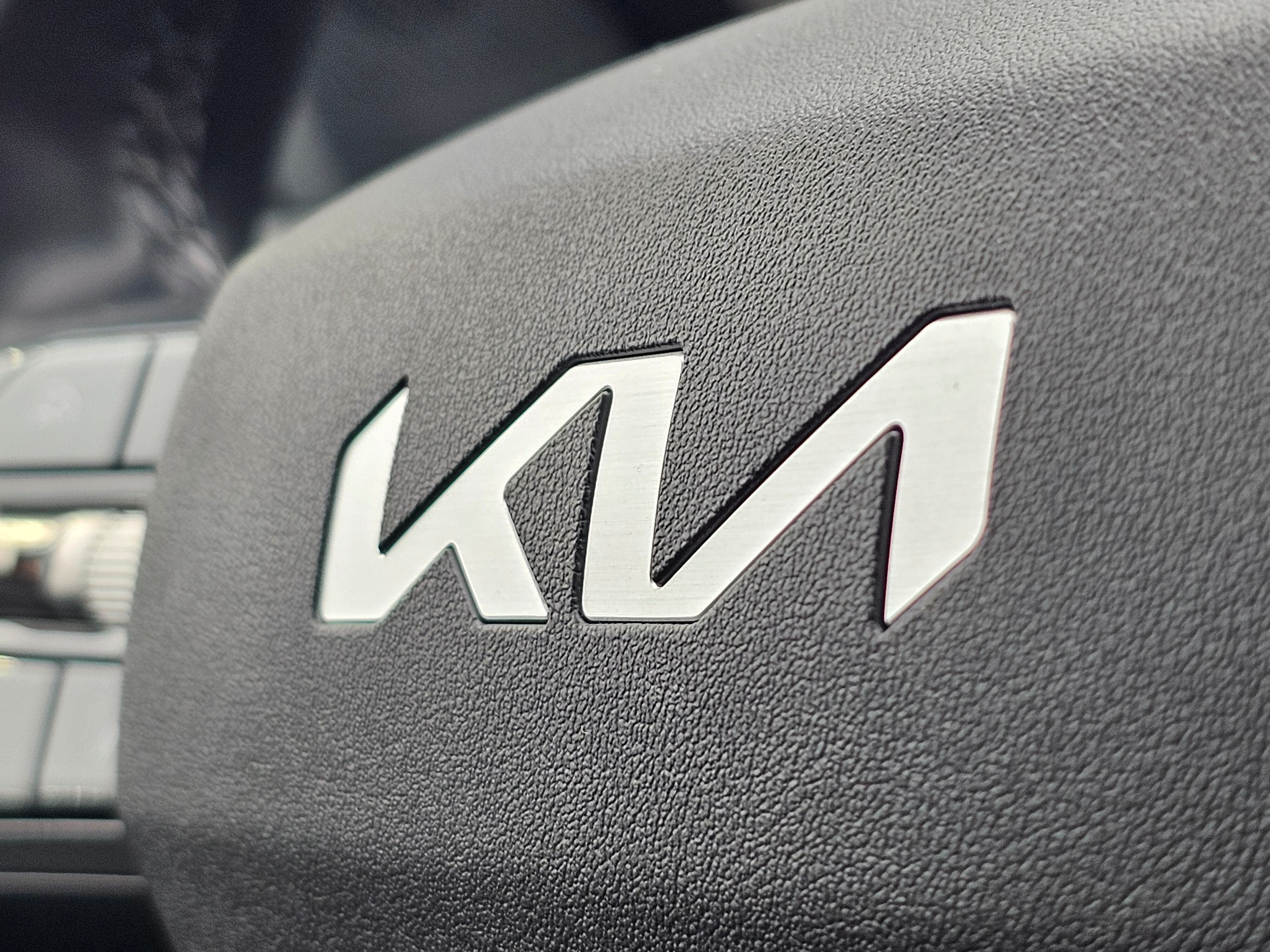 2024 Kia EV9 Wind