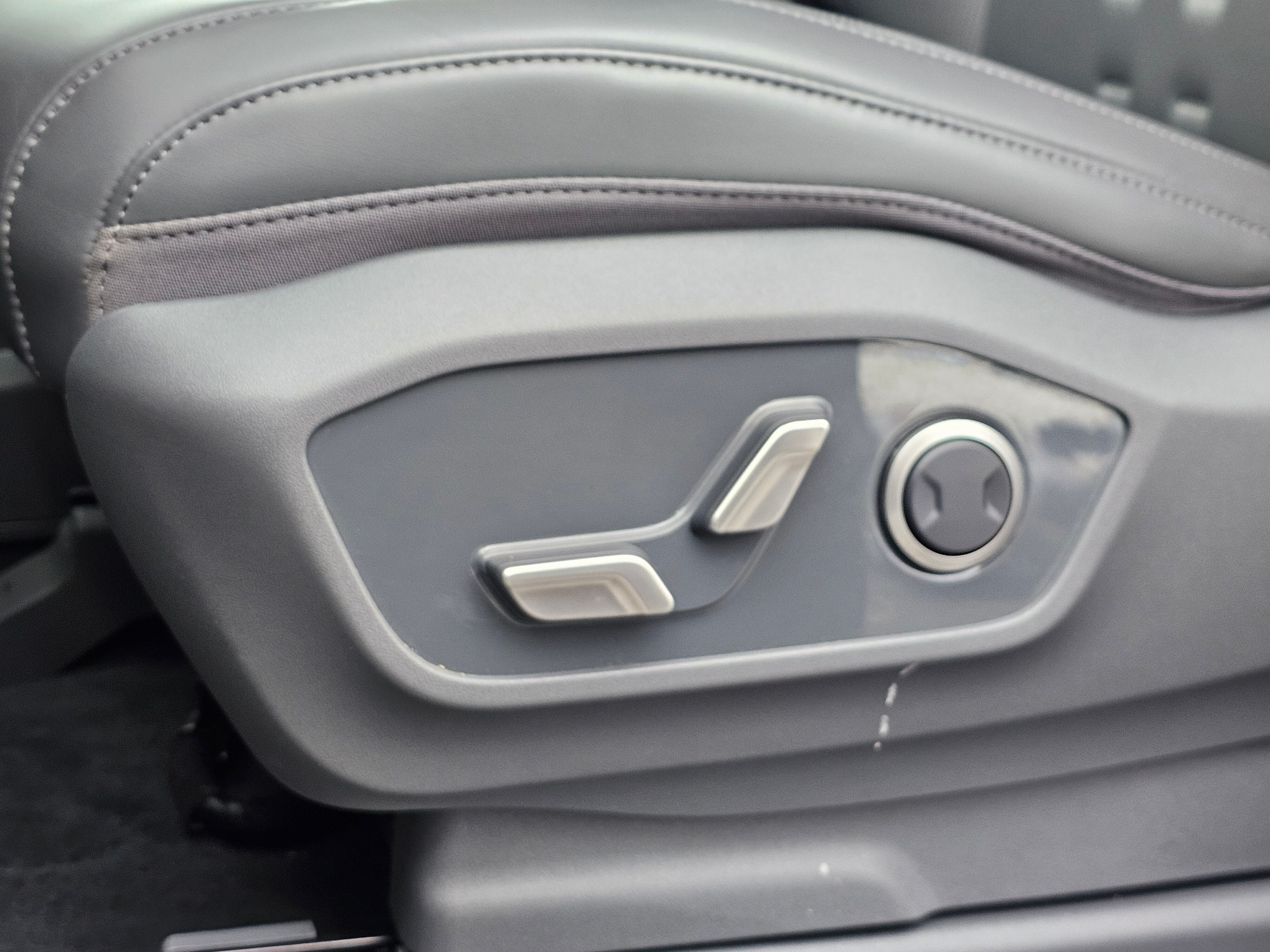 2024 Kia EV9 Wind