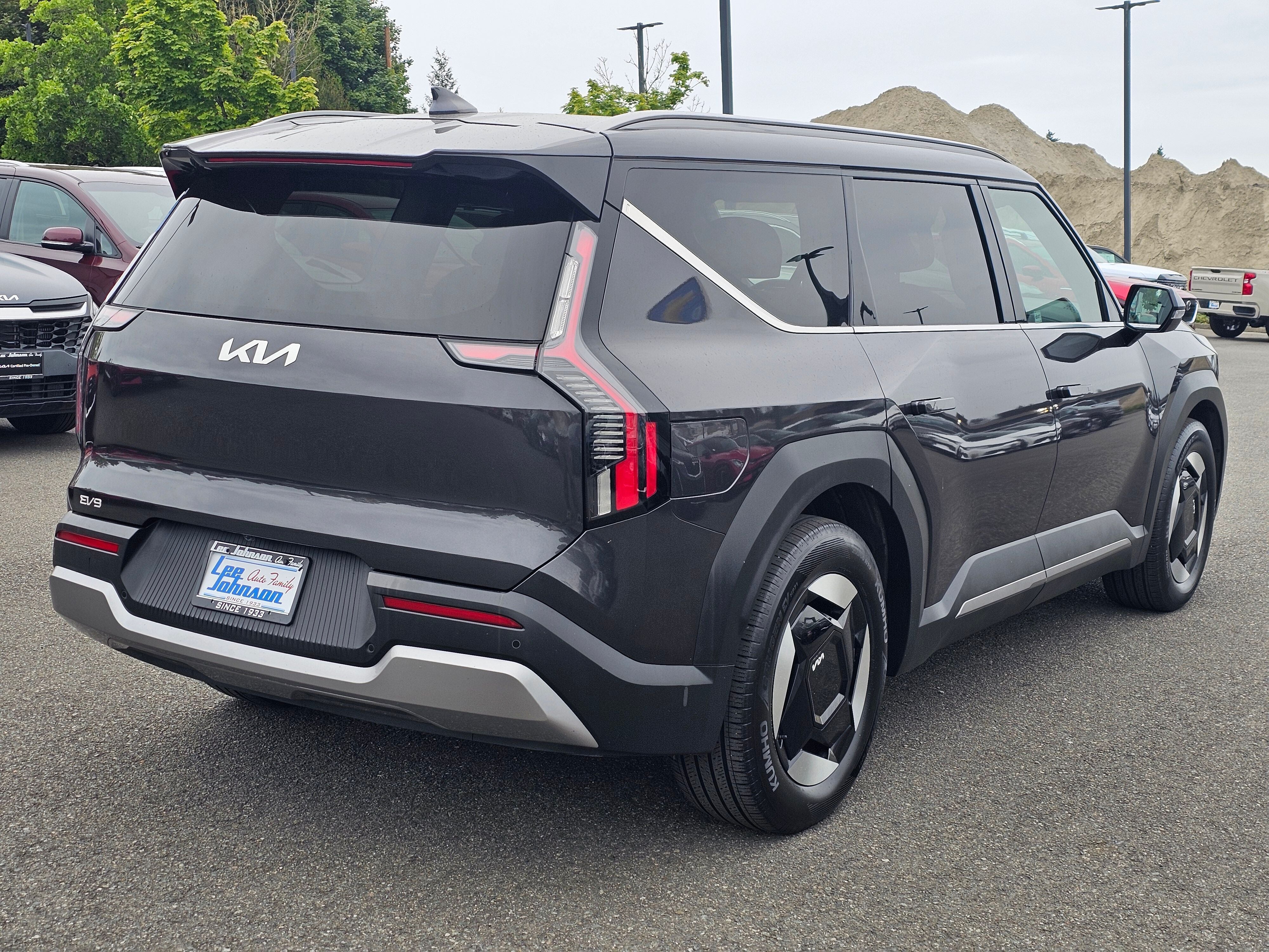 2024 Kia EV9 Wind