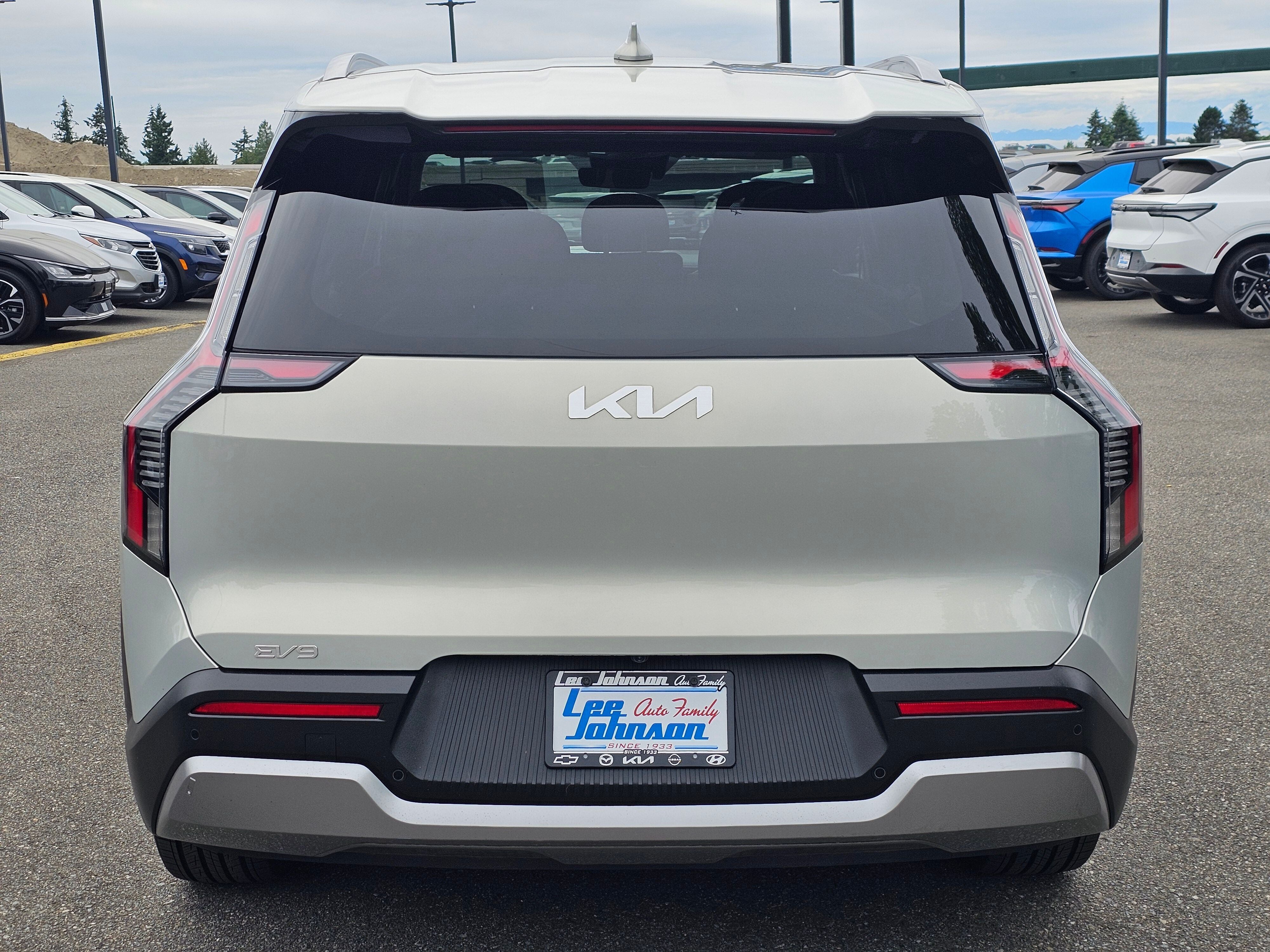 2024 Kia EV9 Wind