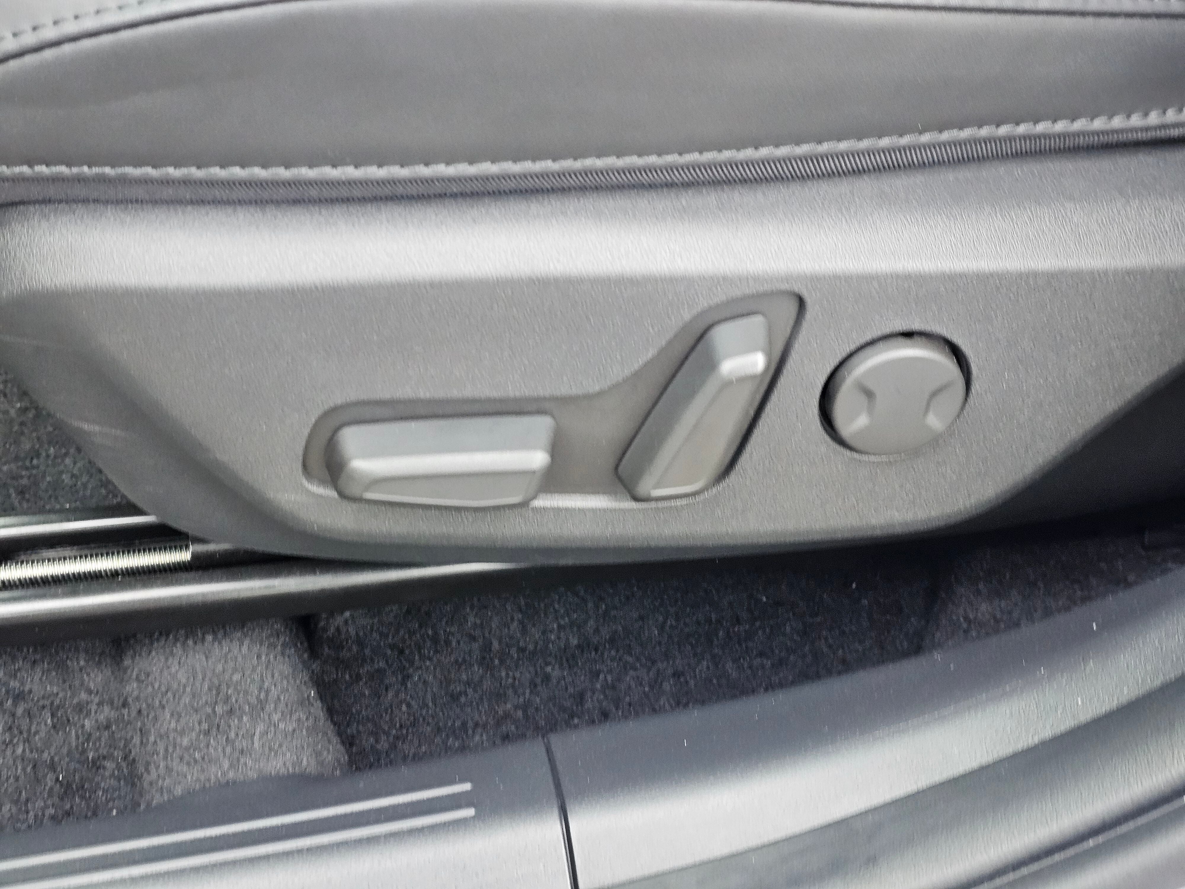 2023 Kia Niro EV Wind