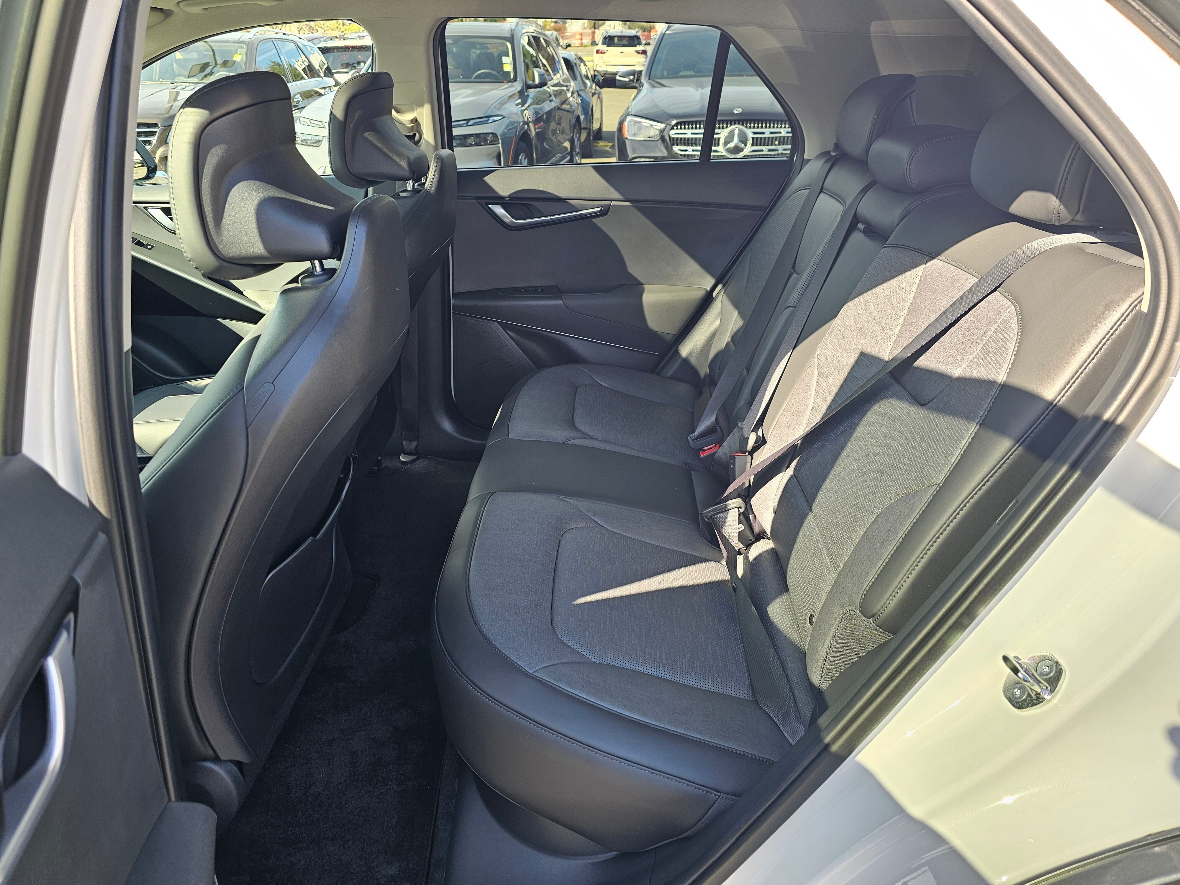 2023 Kia Niro EV Wave