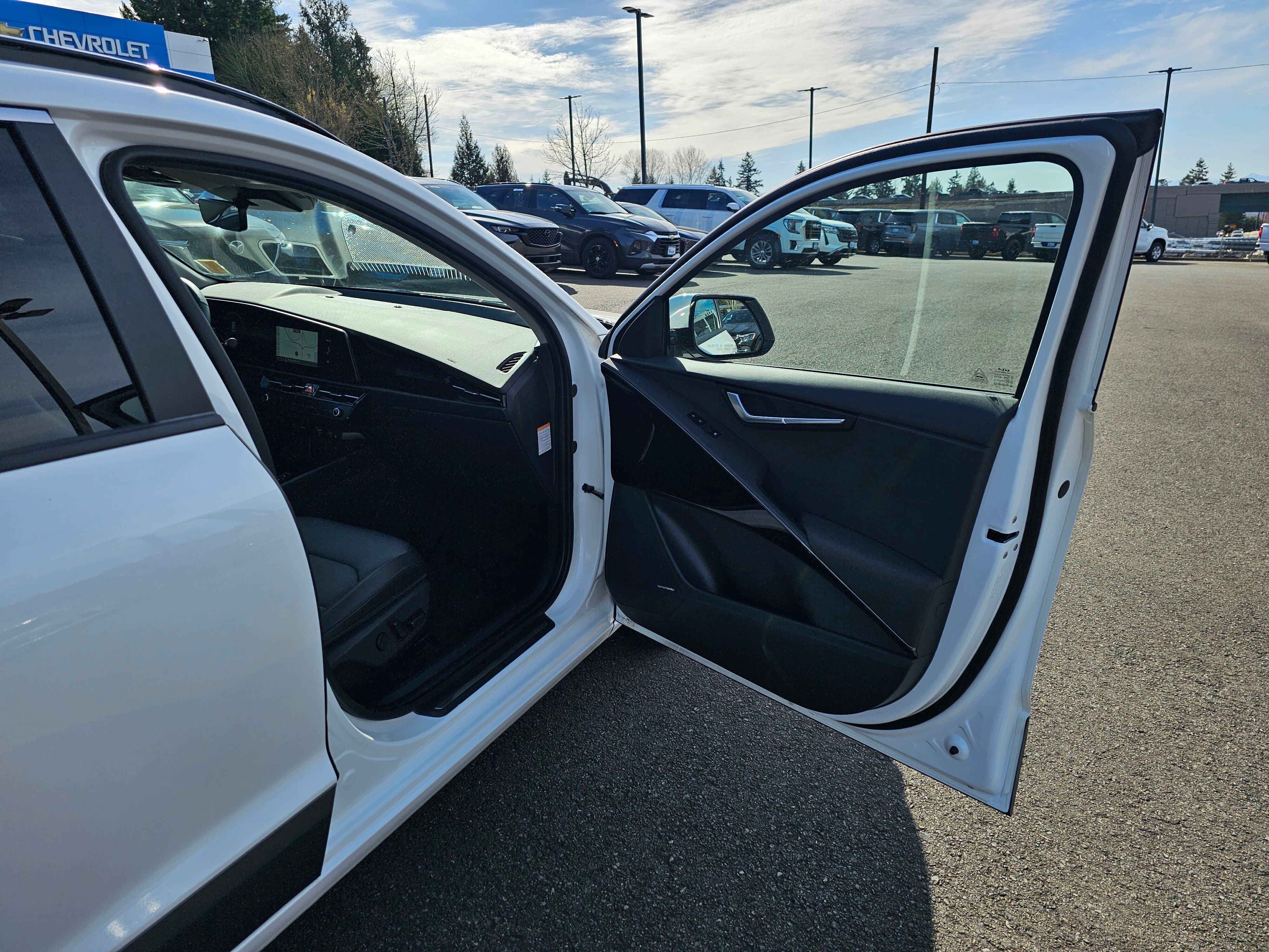 2023 Kia Niro EV Wave