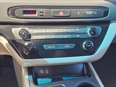 2017 Kia Sedona LX