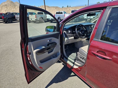 2017 Kia Sedona LX