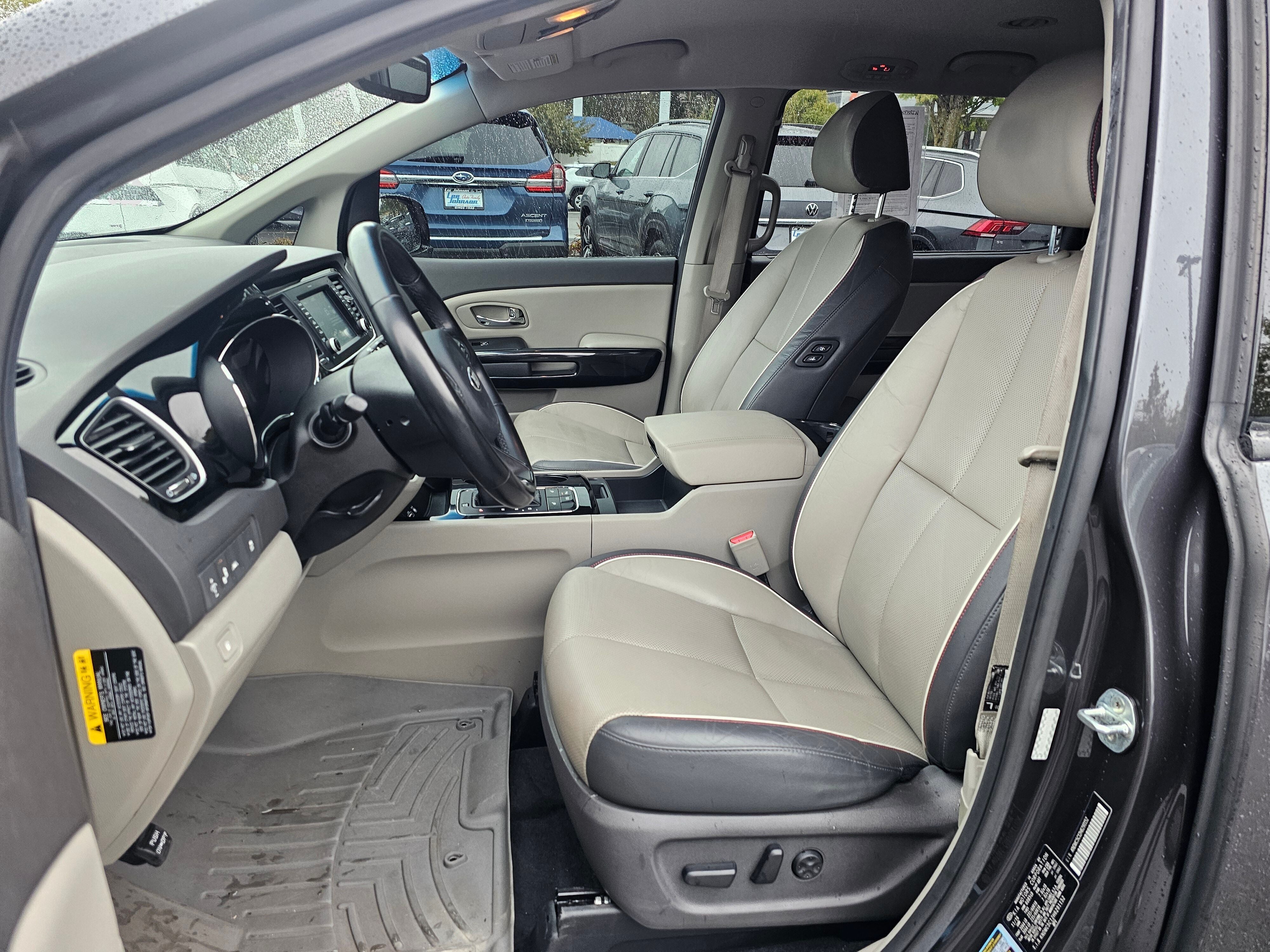 2017 Kia Sedona EX