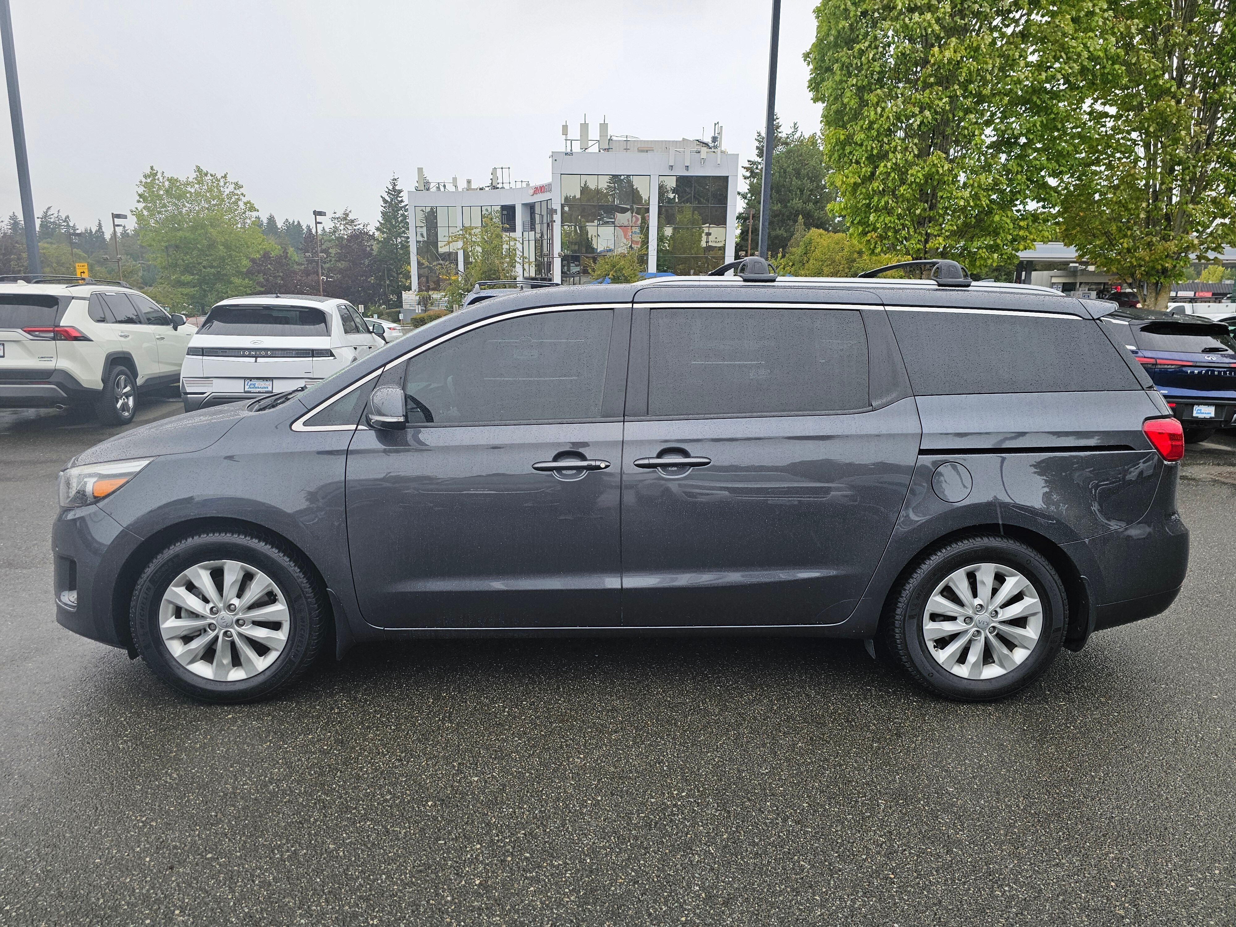 2017 Kia Sedona EX
